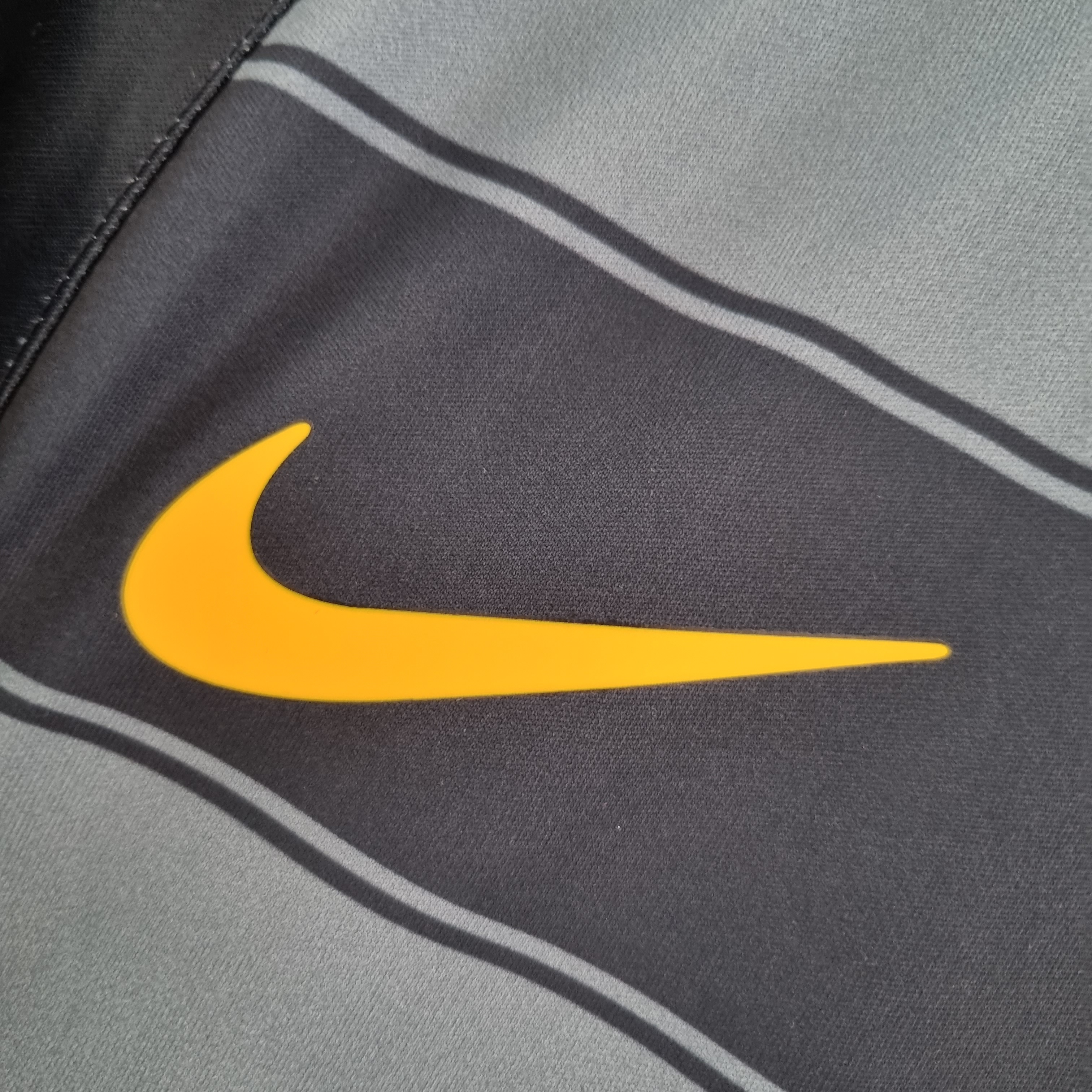 2004/05 Inter Milan 3rd Vintage Shirt