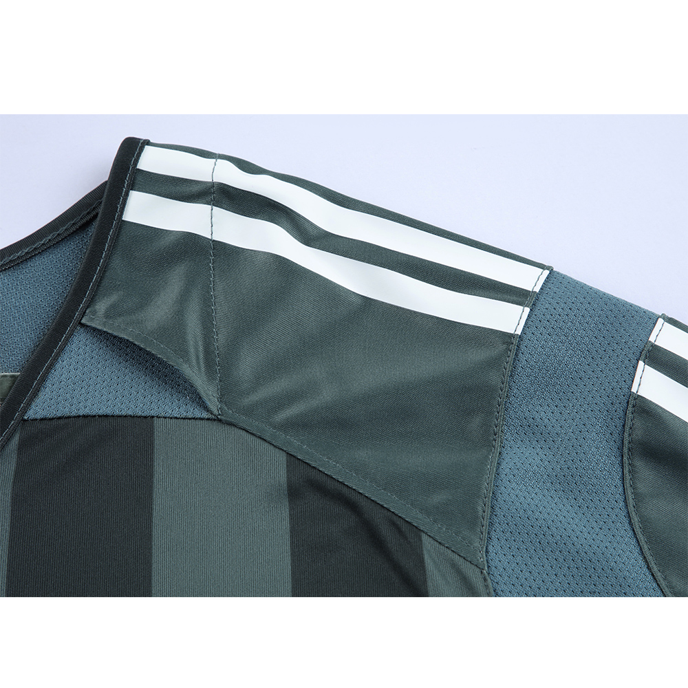 2004/06 Newcastle United Away Retro Football Shirt  