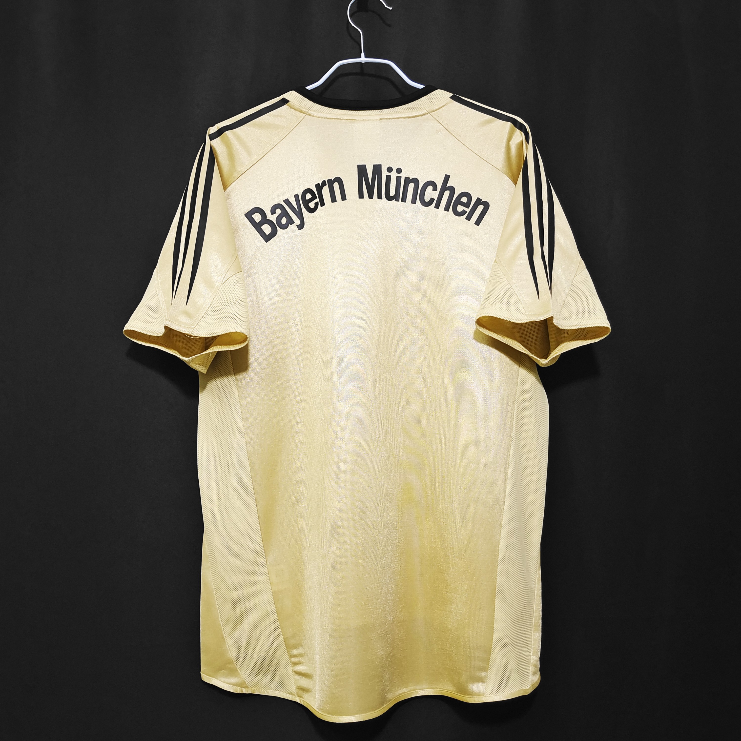 2004/05 Bayern Munich away Vintage Shirt
