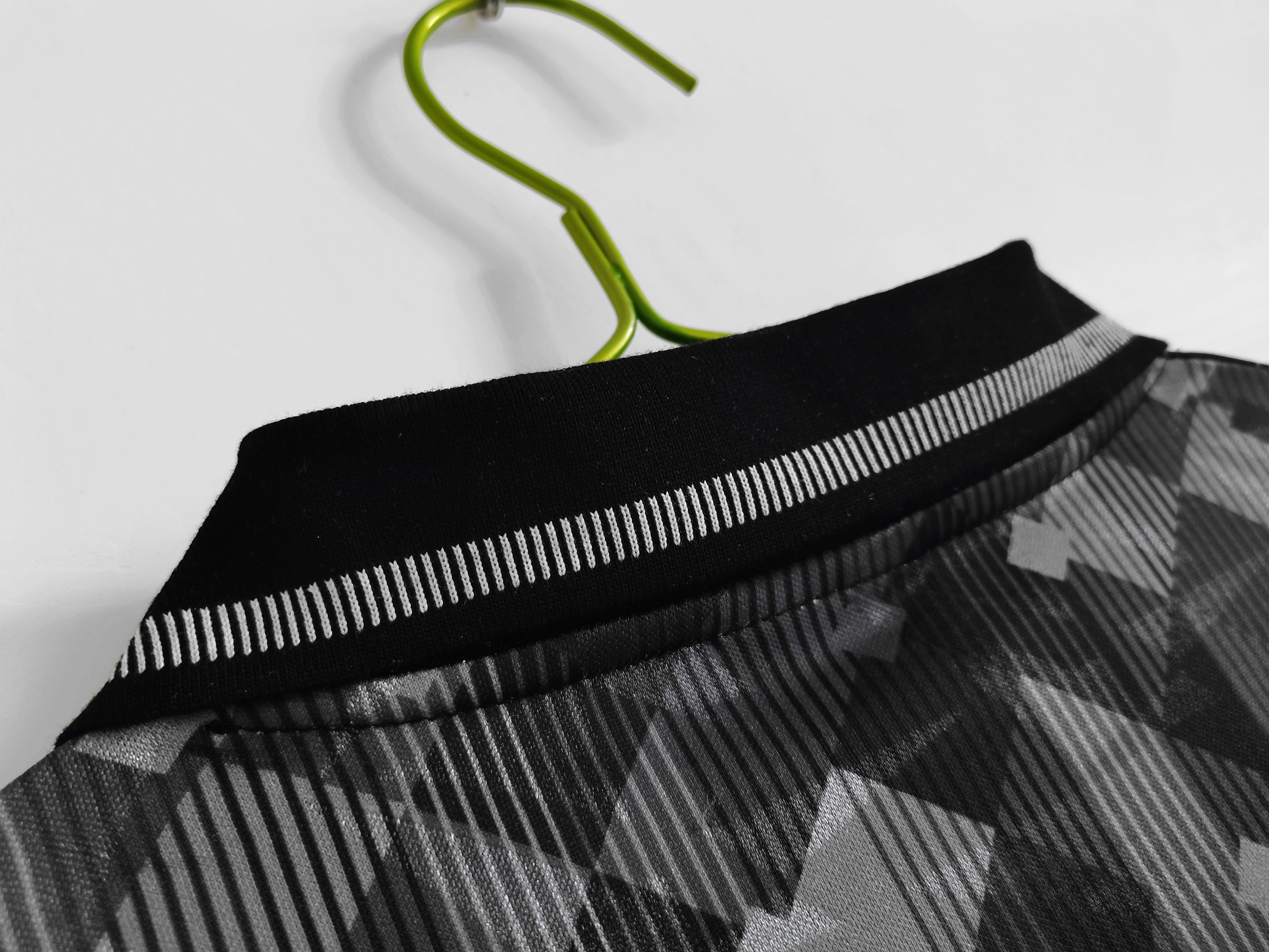 1990 England Away National Team Retro Football Jersey（No Umbro）