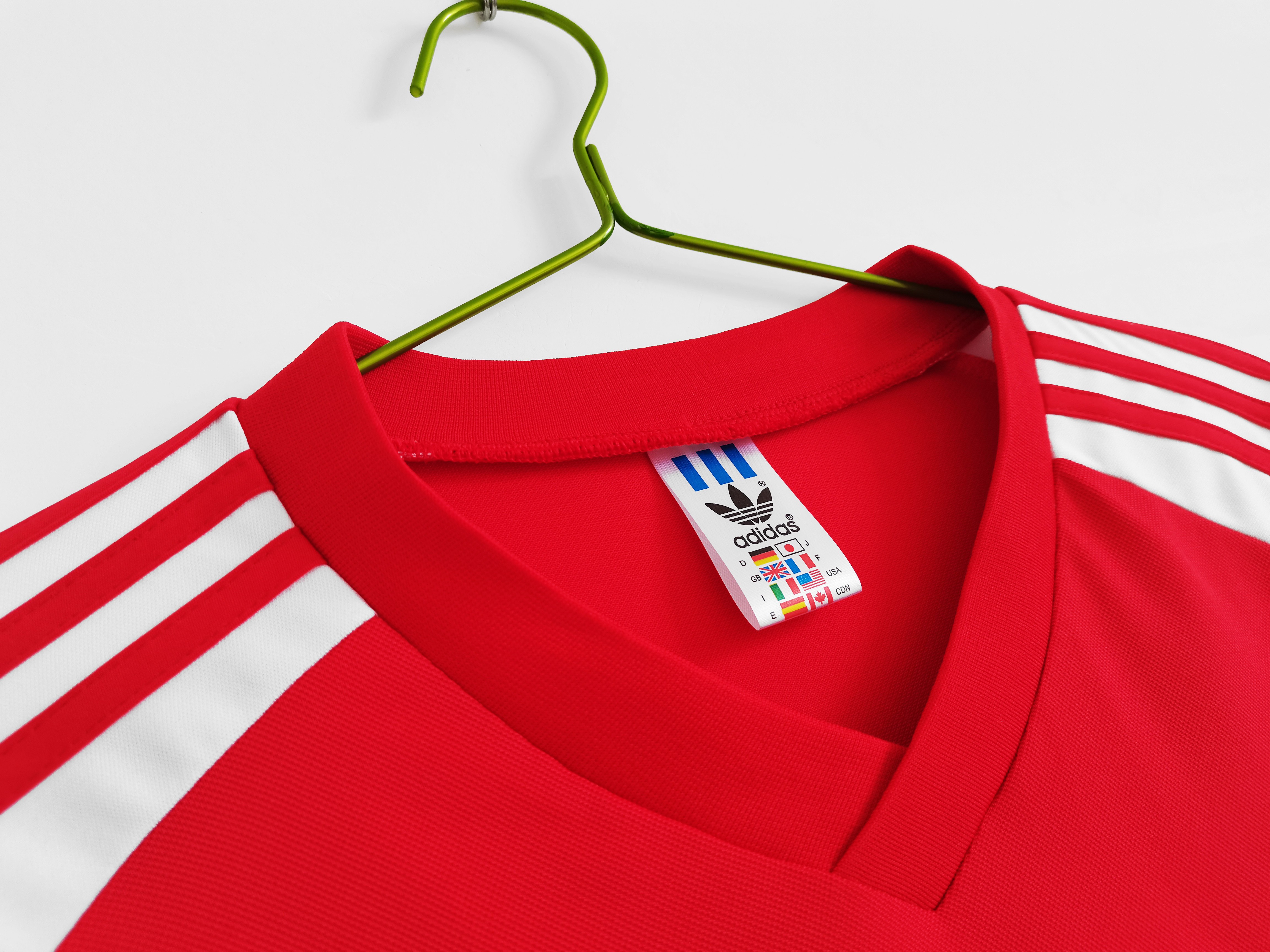 1982 Wales home national team retro jersey