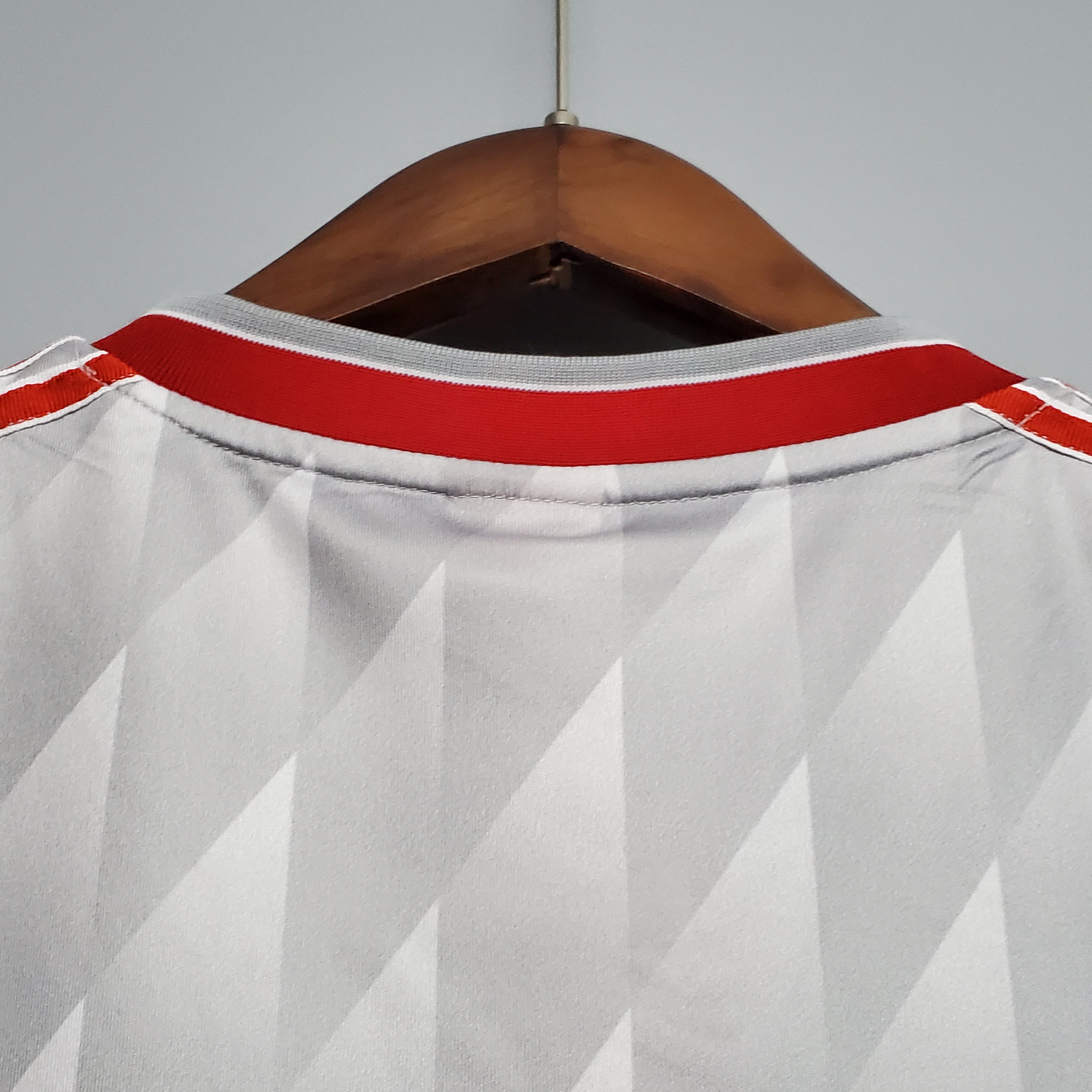 1989/91 Liverpool Away Retro Football Shirt