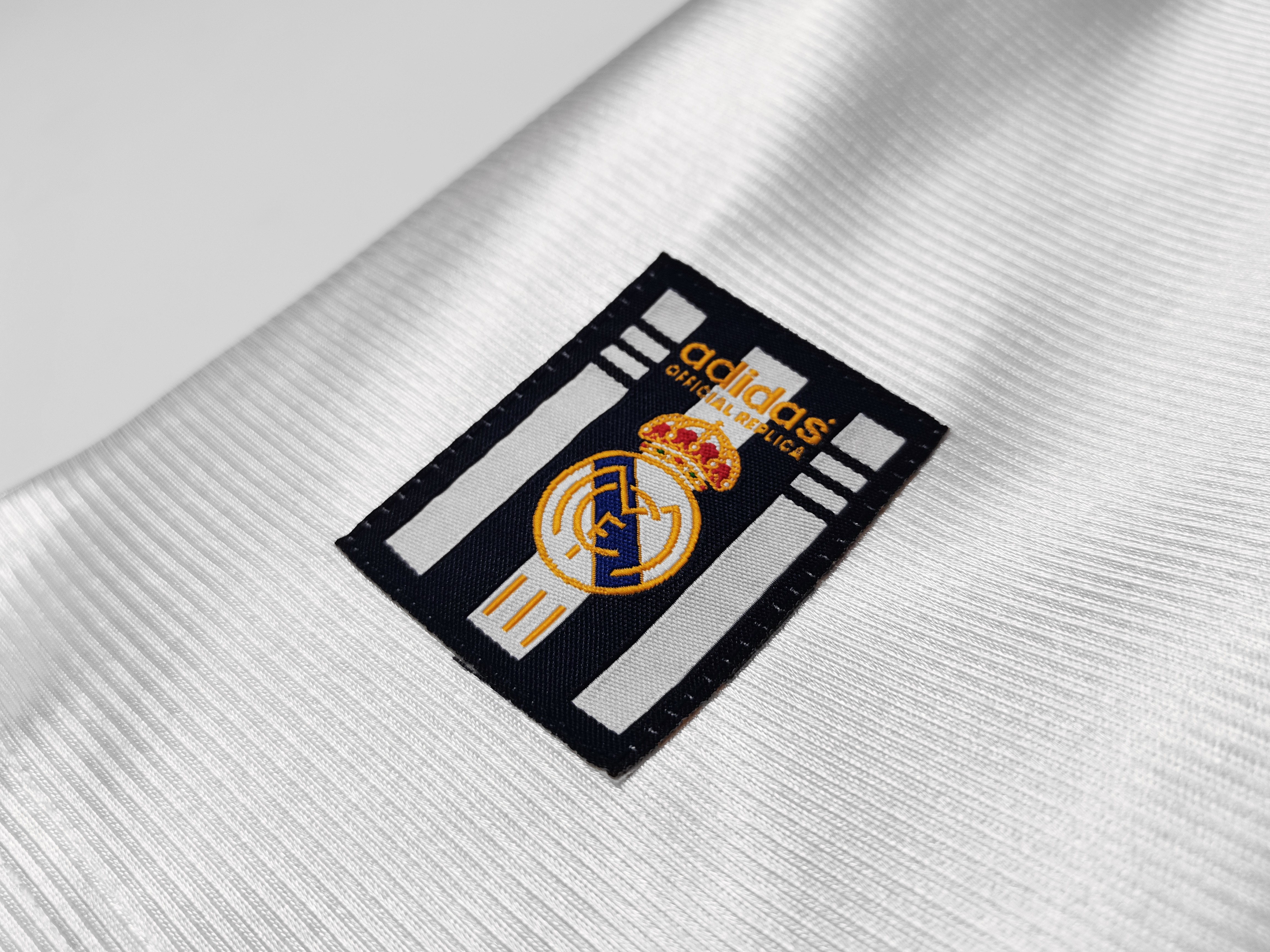 1998/00 Real Madrid home vintage shirt