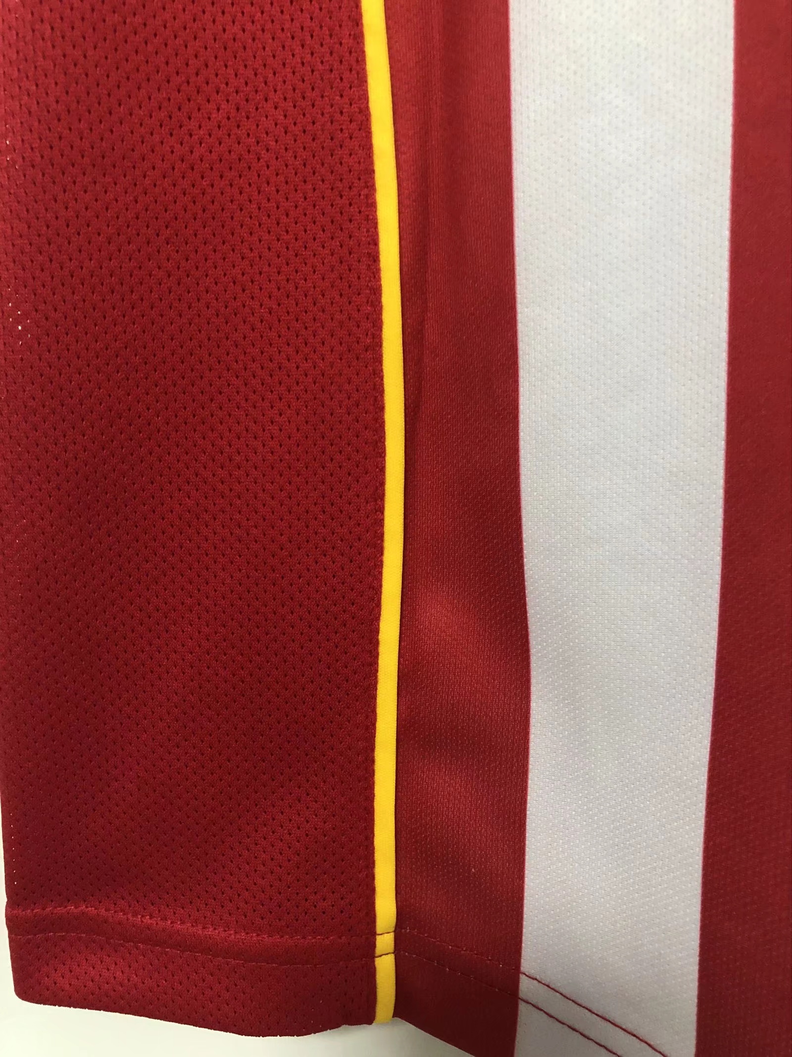 2004/05 Atlético de Madrid Home Retro Football Shirt