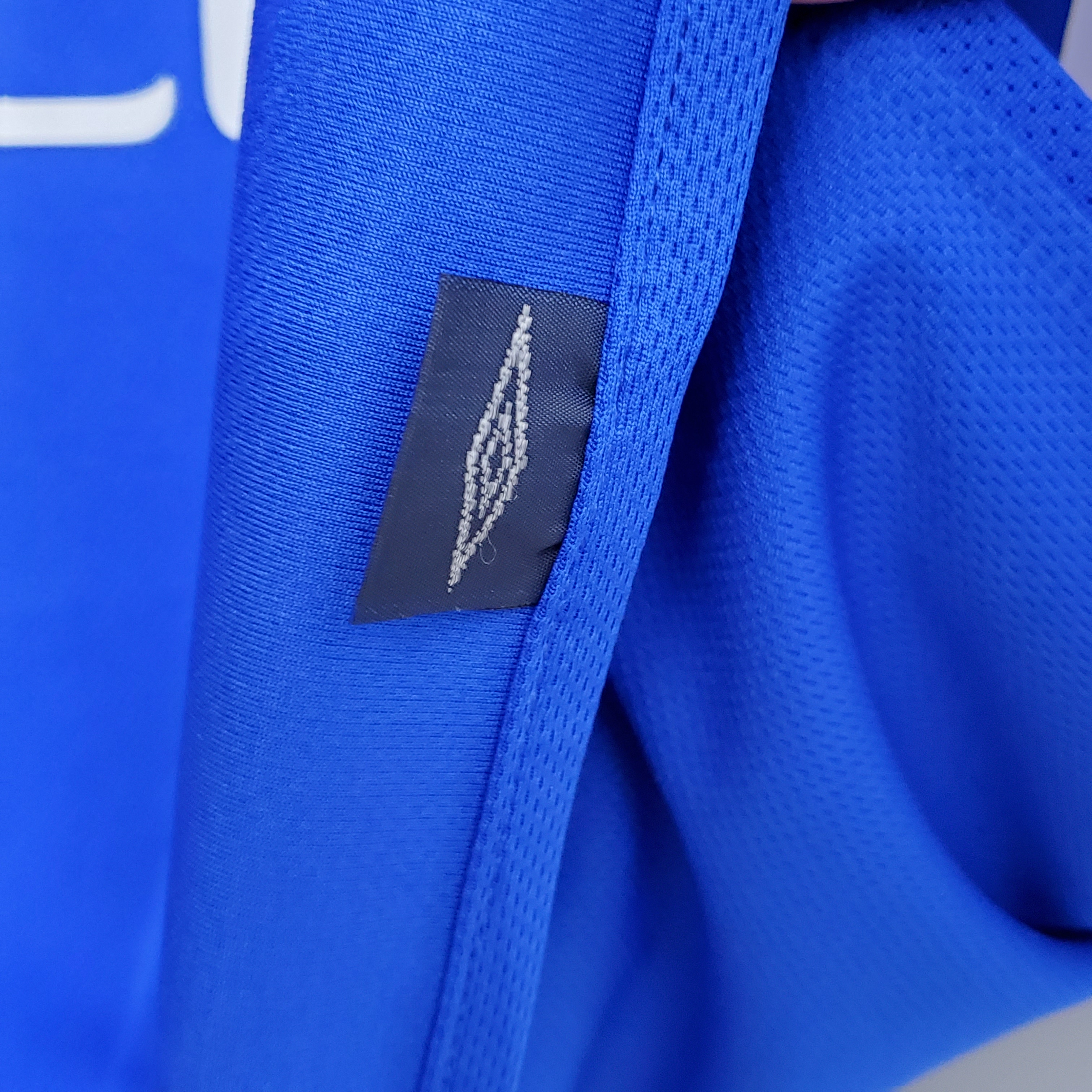 2003-05 Chelsea Home Retro Football Shirt