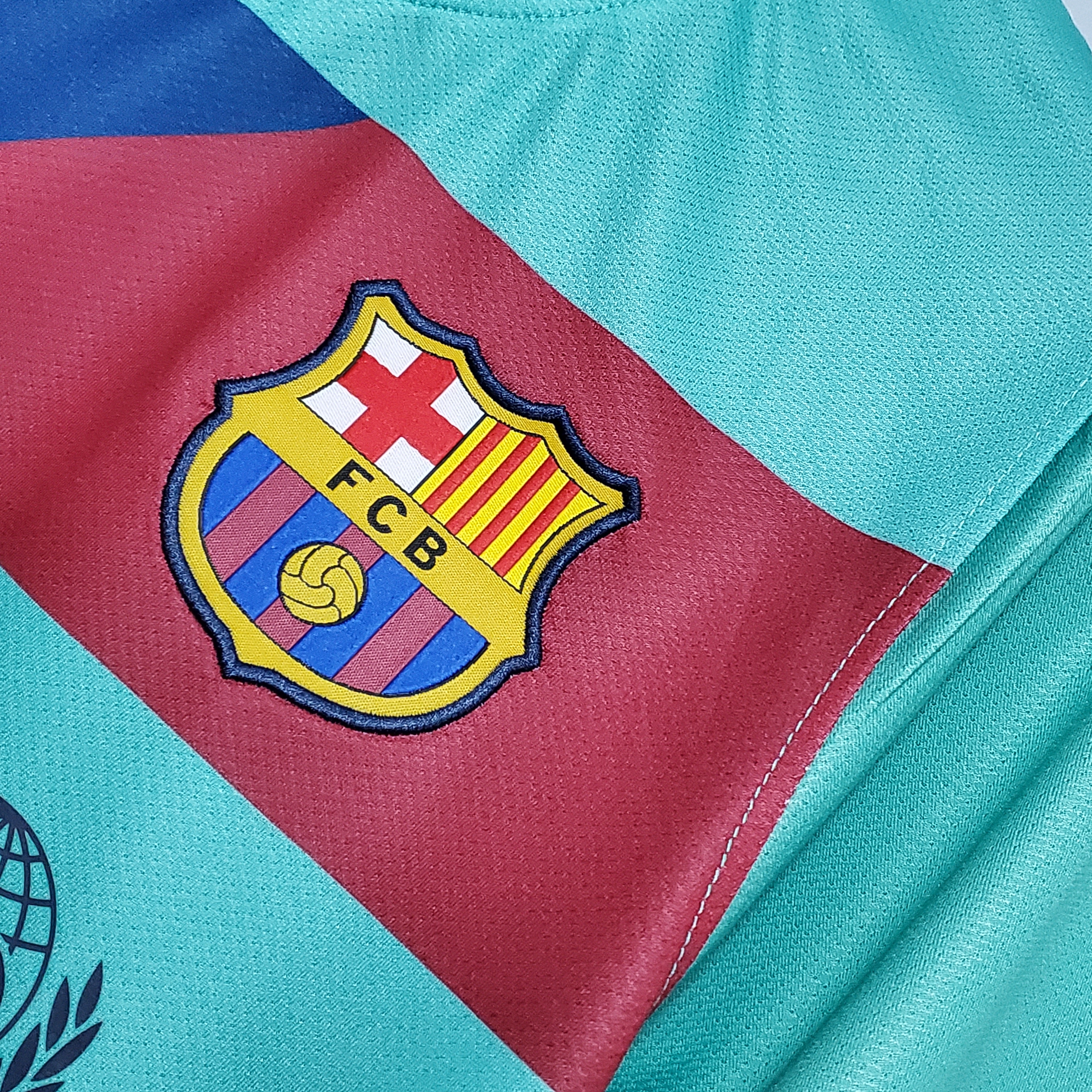2010/11 Barcelona Away Retro Shirt