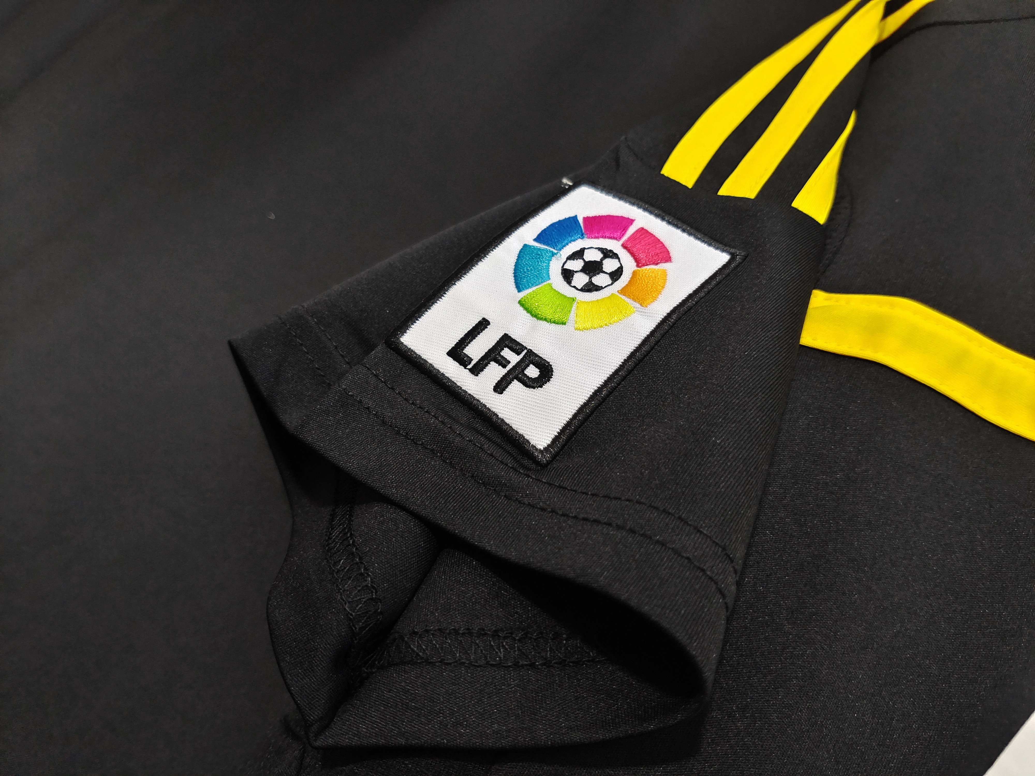 2011/12 Real Madrid Black Goalkeeper Vintage Shirt