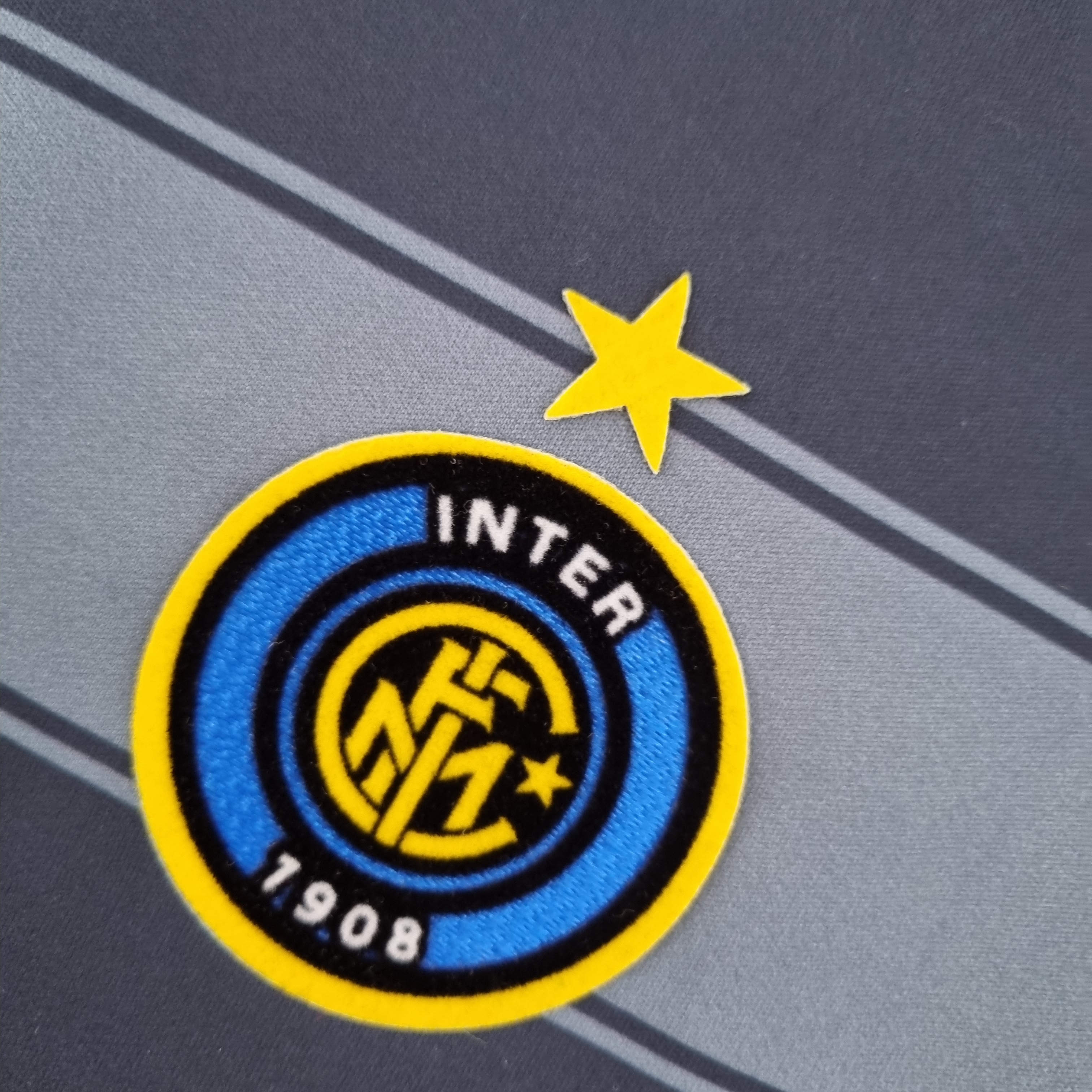 2004/05 Inter Milan 3rd Vintage Shirt