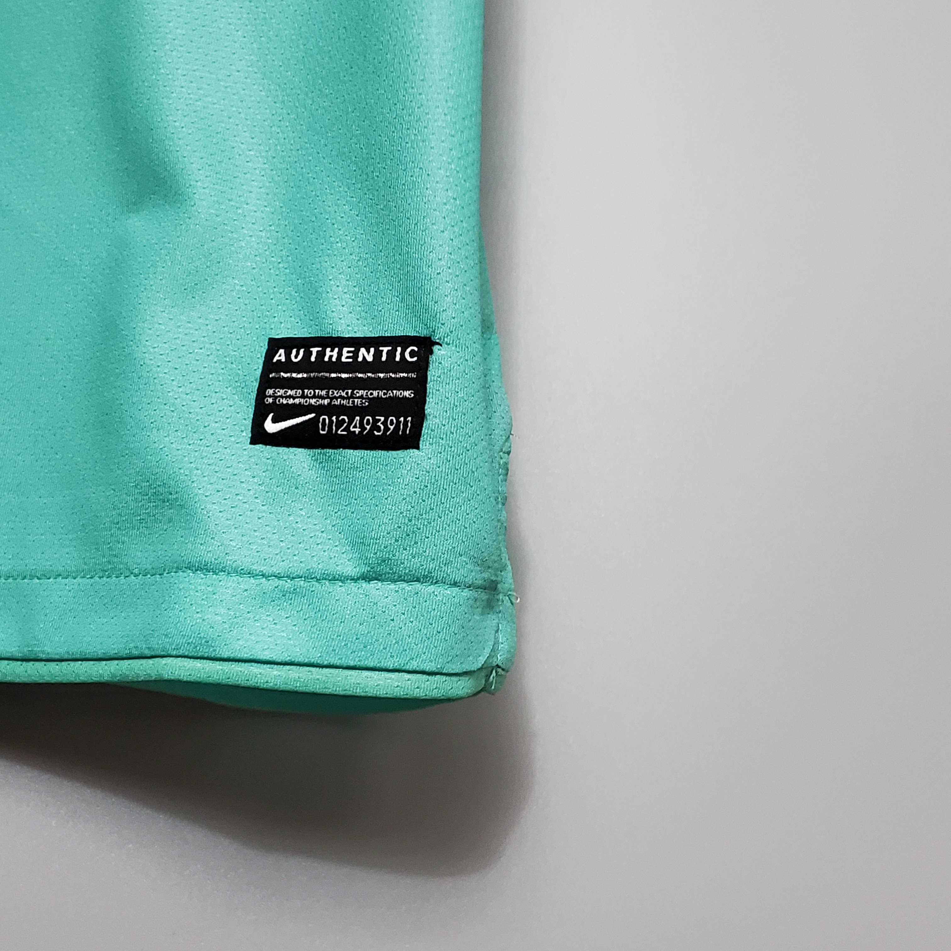 2010/11 Barcelona Away Retro Shirt