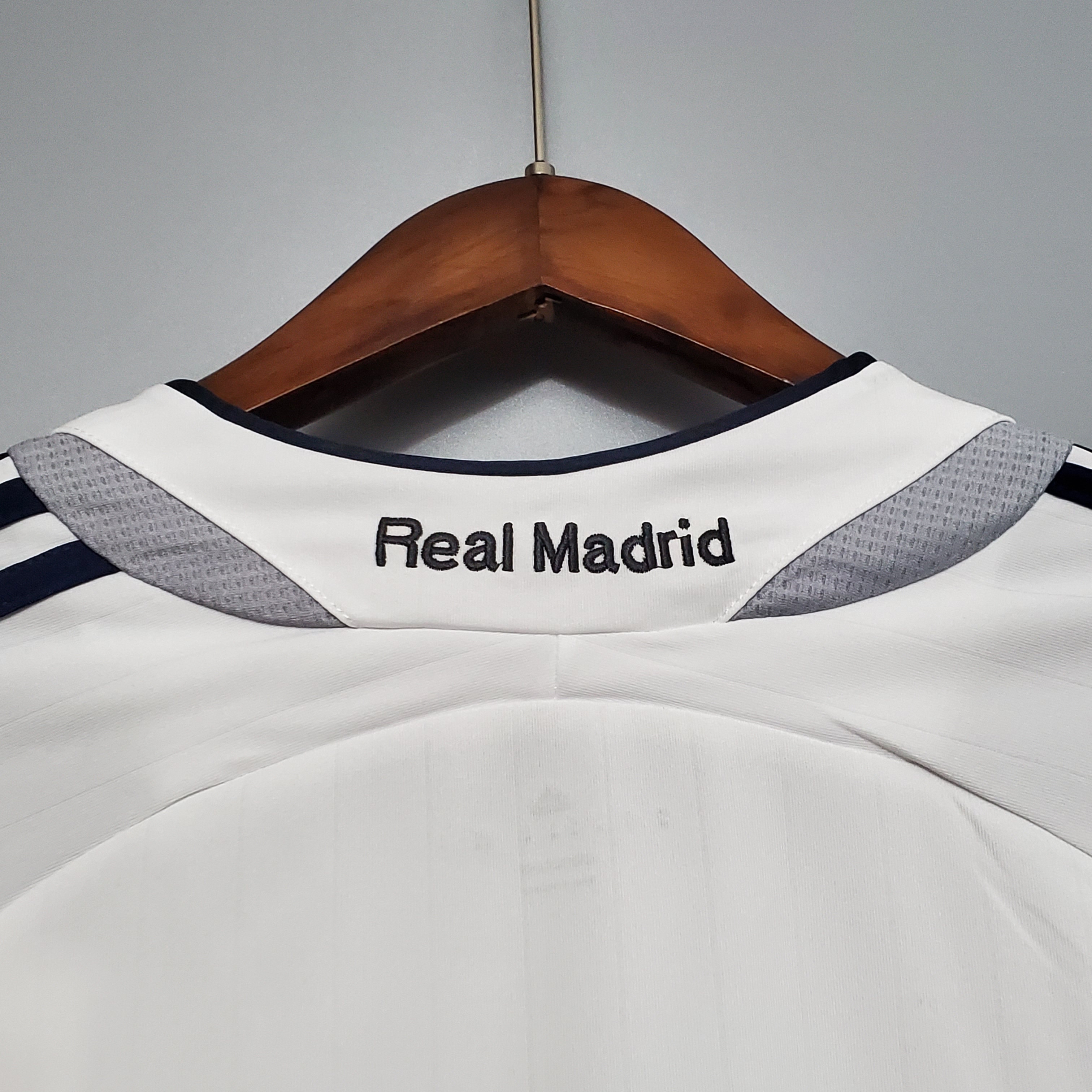 2006 Real Madrid Home Long Sleeve Vintage Shirt