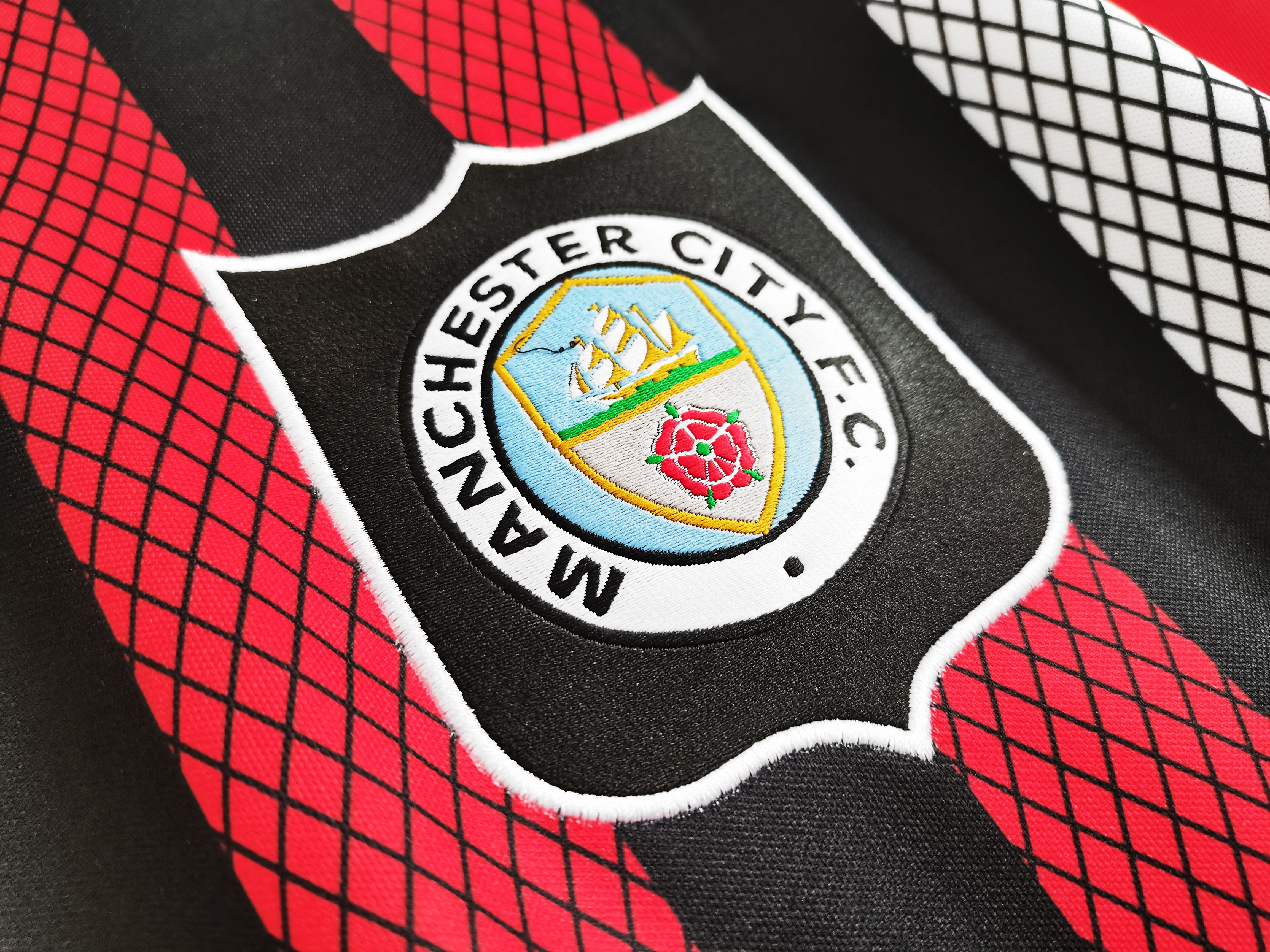 1994/96 Manchester City away retro shirt