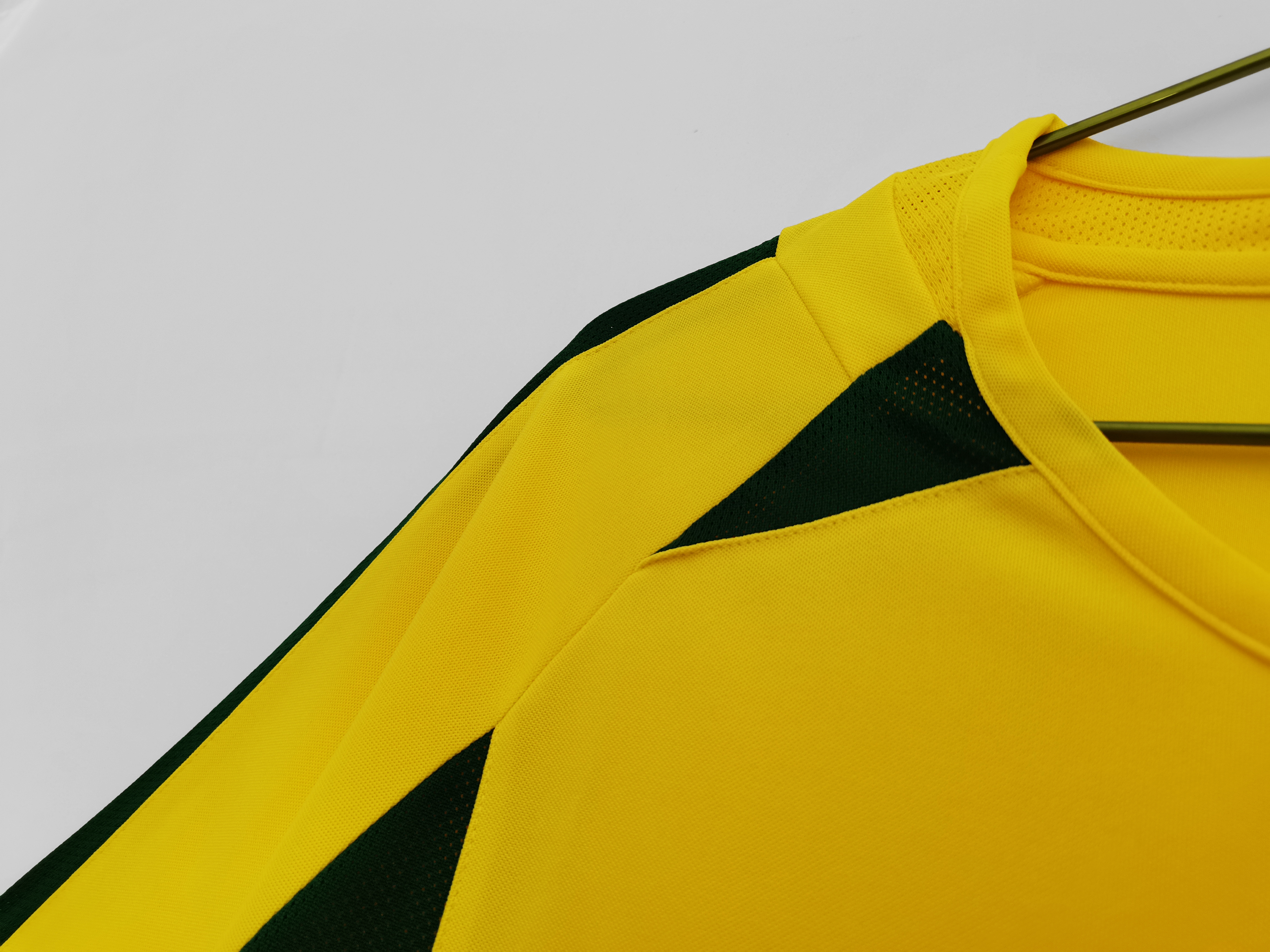 2002 Brazil home national team retro football jersey
