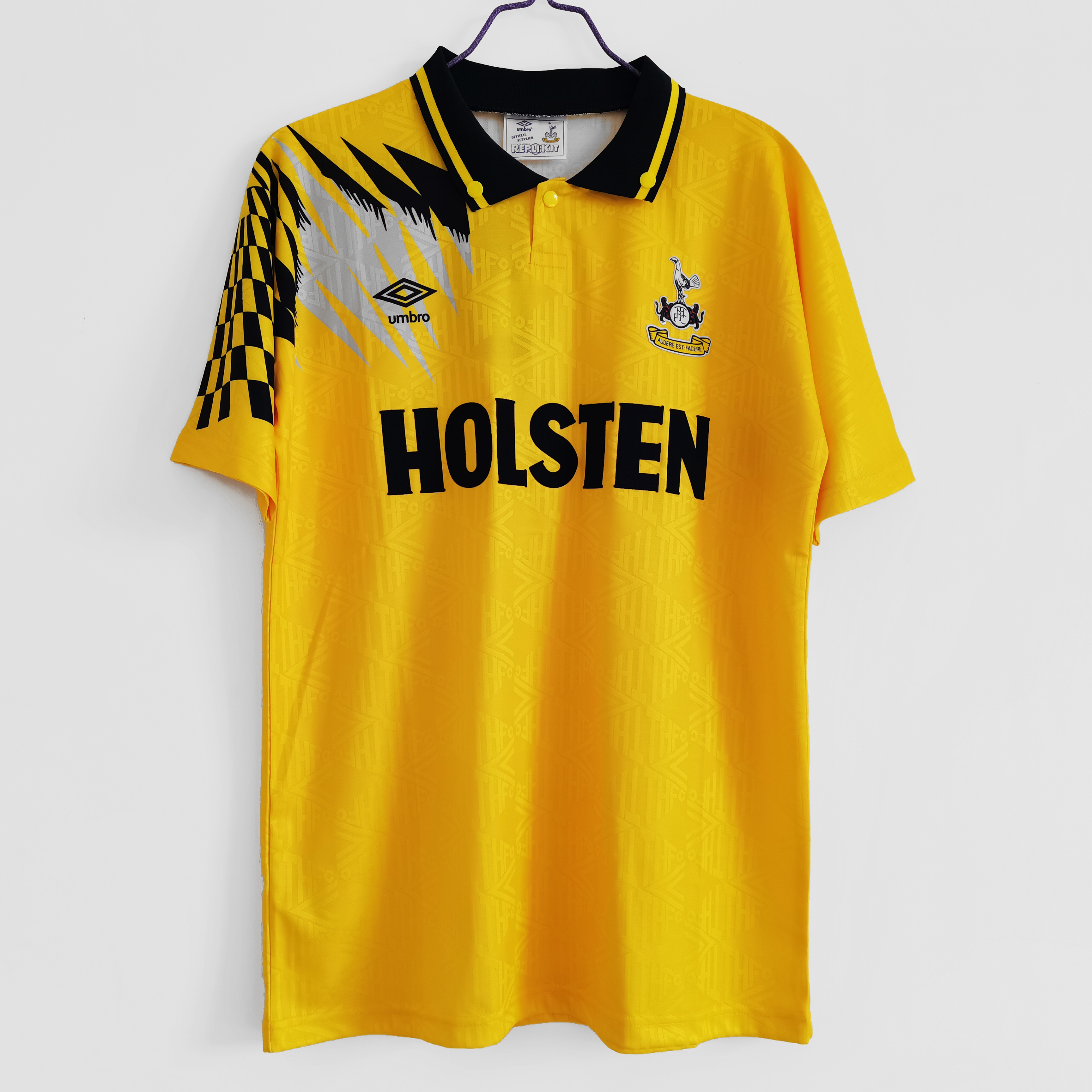 1992/94 Tottenham away football jersey