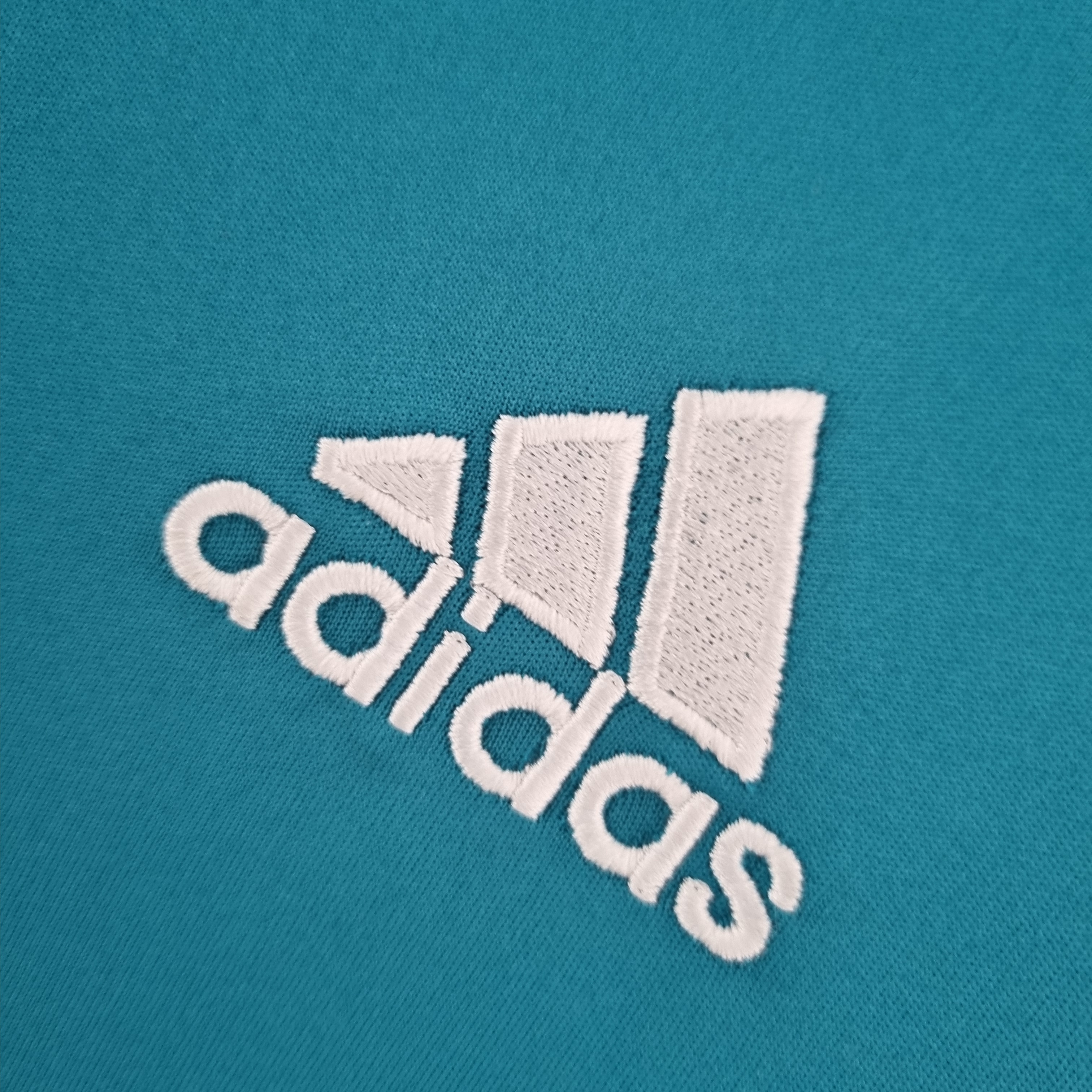 17/18 Real Madrid third kit