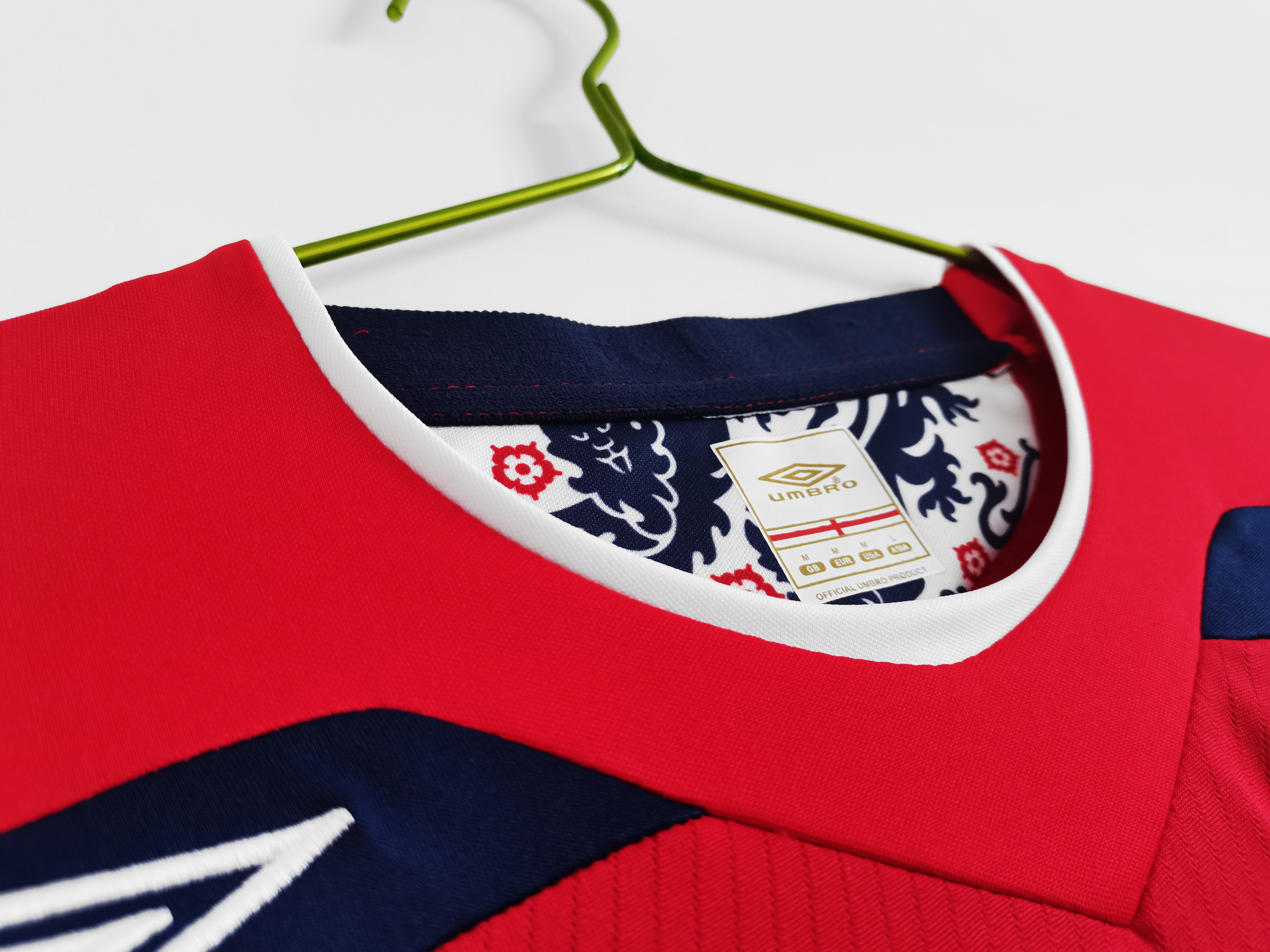 2008/10 England Away National Team Retro Jersey