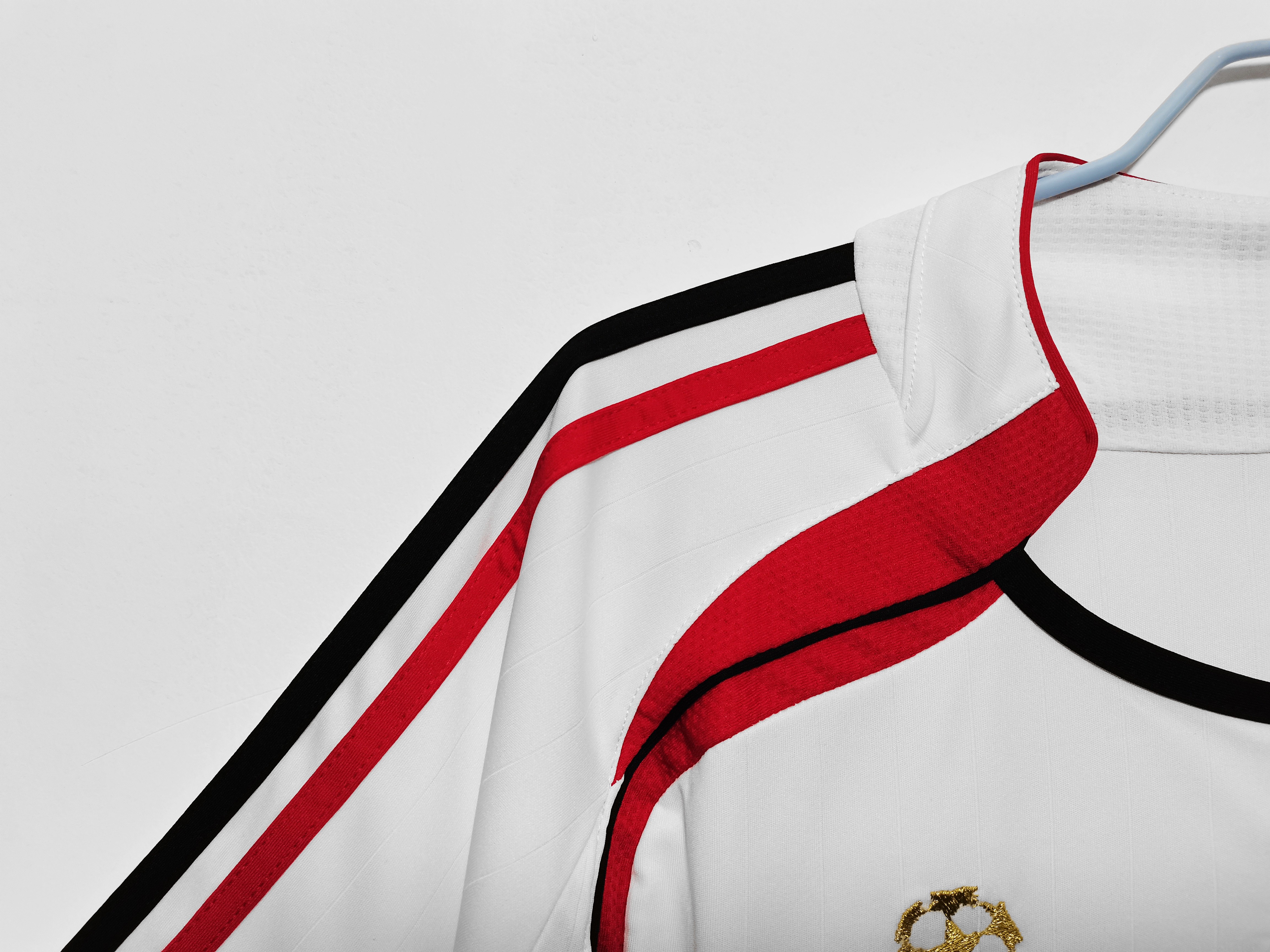 2006/07 AC Milan Away Retro Football Jersey