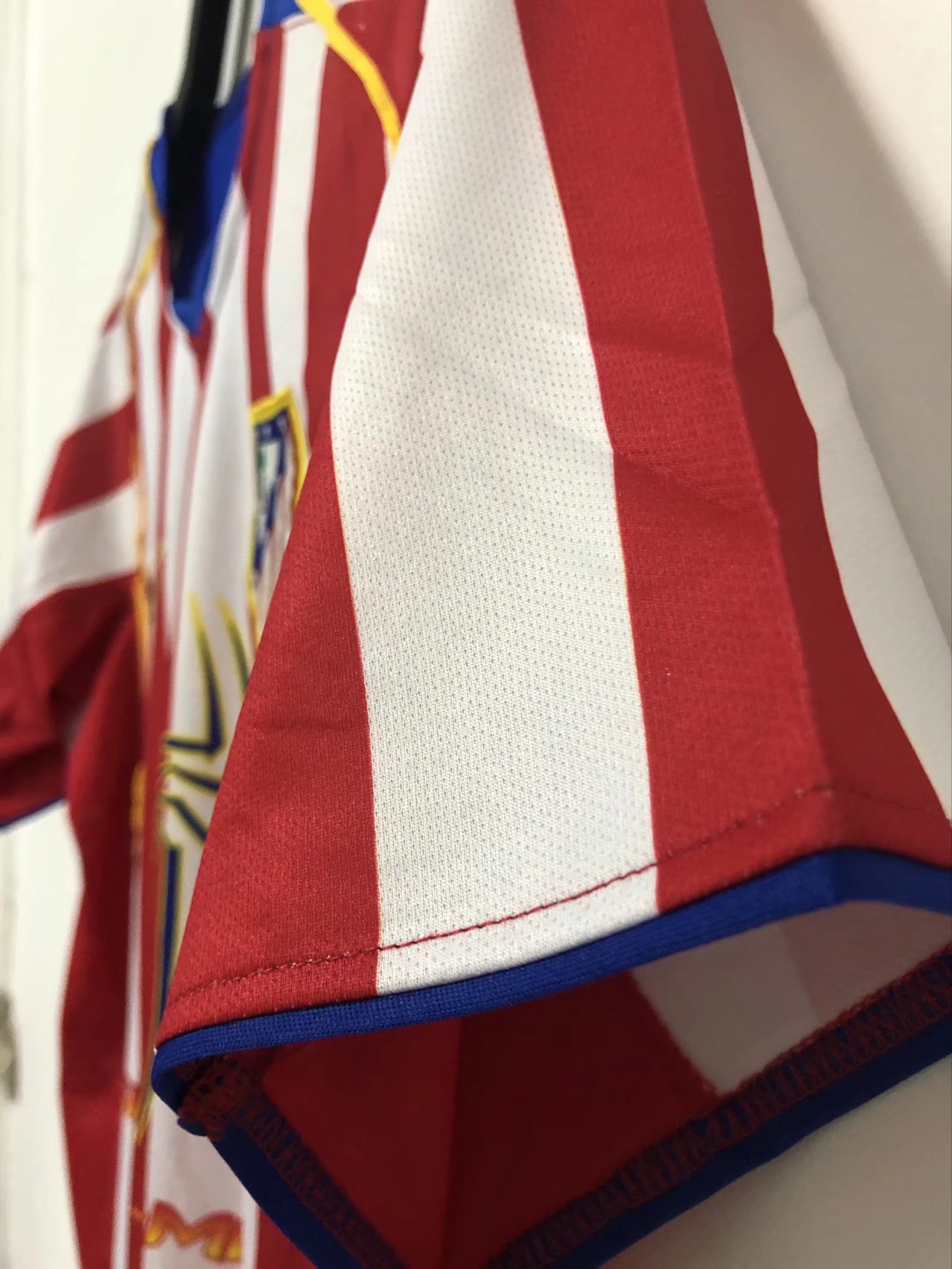 2004/05 Atlético de Madrid Home Retro Football Shirt