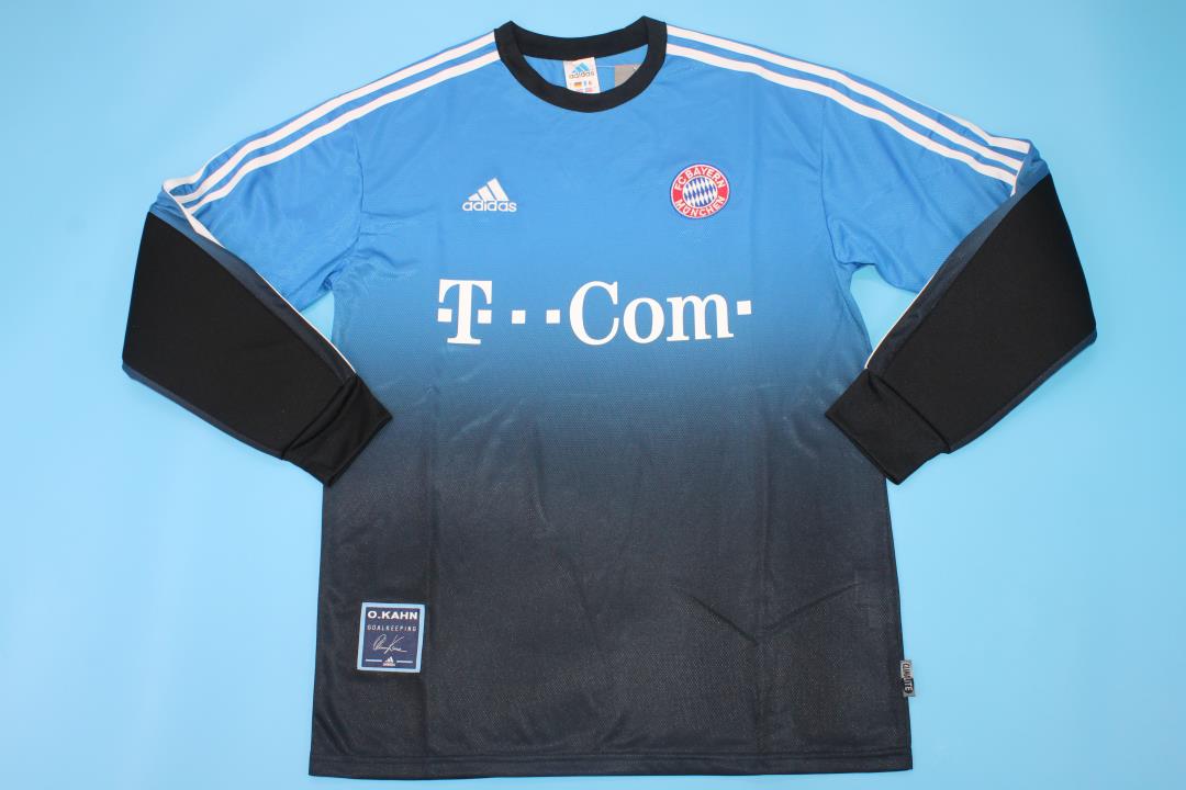 2002/03 Bayern Munich Goalkeeper Long Sleeve Vintage Shirt