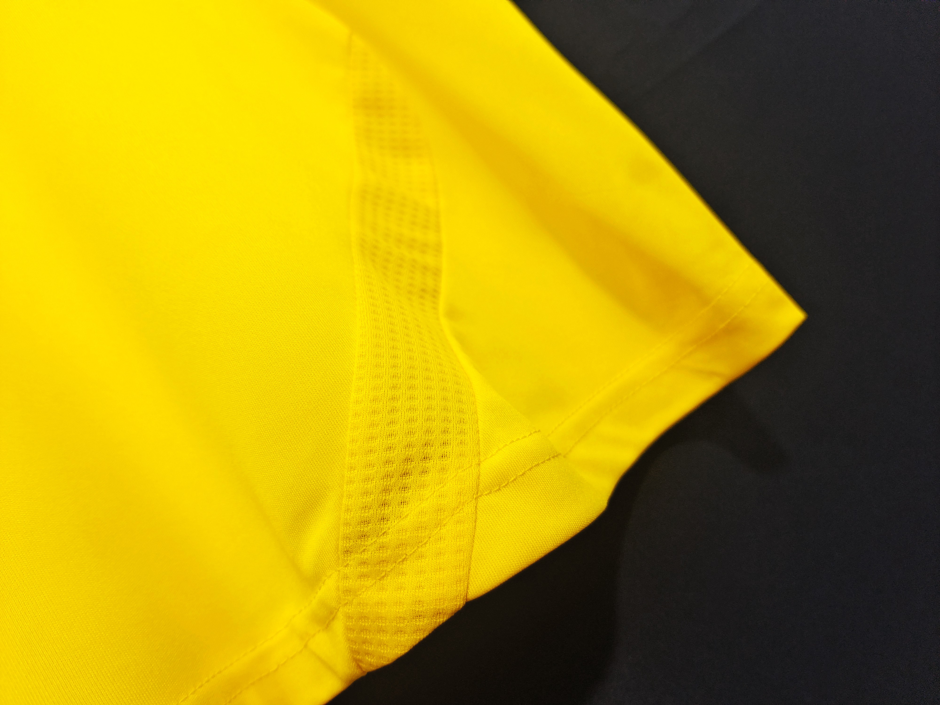 2011/12 Real Madrid Yellow Goalkeeper Vintage Shirt