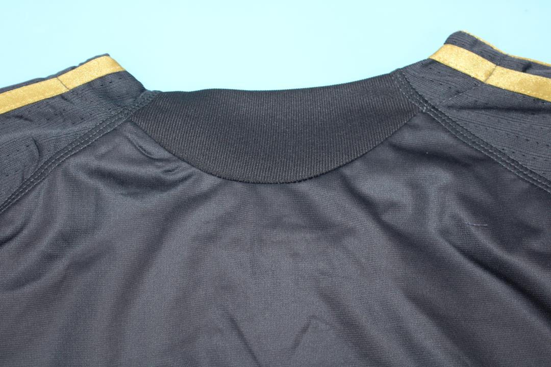 2009/10 Liverpool Away Long Sleeve Retro Football Shirt