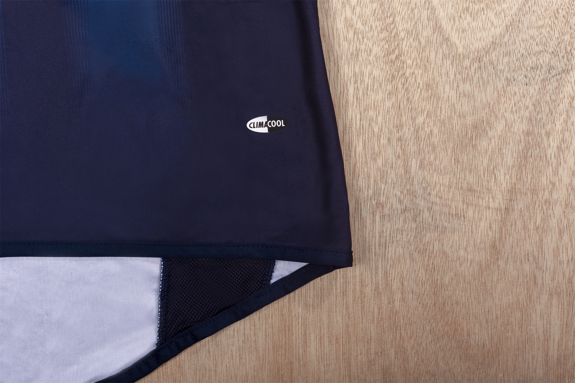 2004/05 Newcastle United Away Retro Football Shirt  