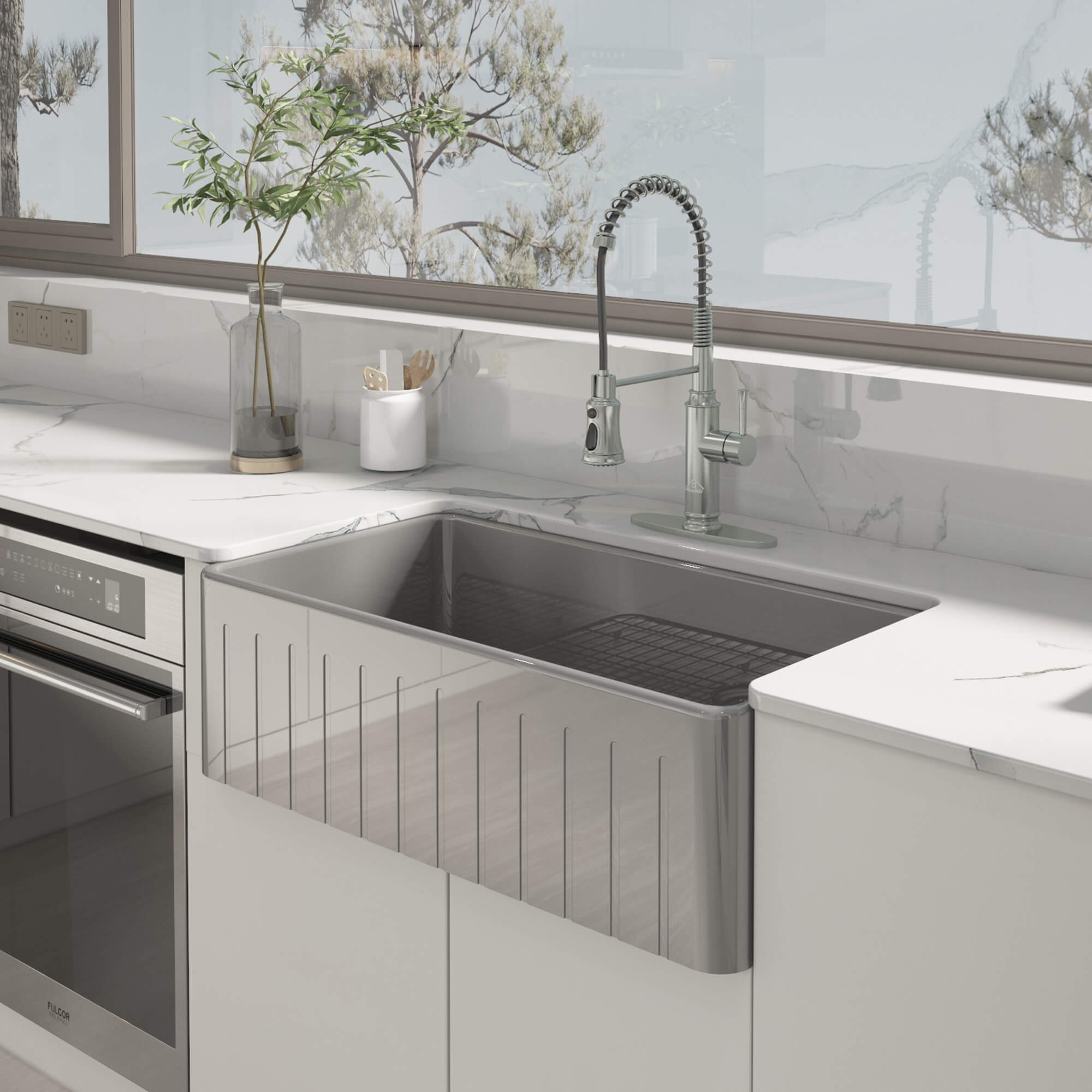 33 in. Single Bowl Fireclay Farmhouse Apron Kitchen Sink with Striped Design Reversible Installation, with Grid and Drainer, cUPC Certified, in White/Black/Gray