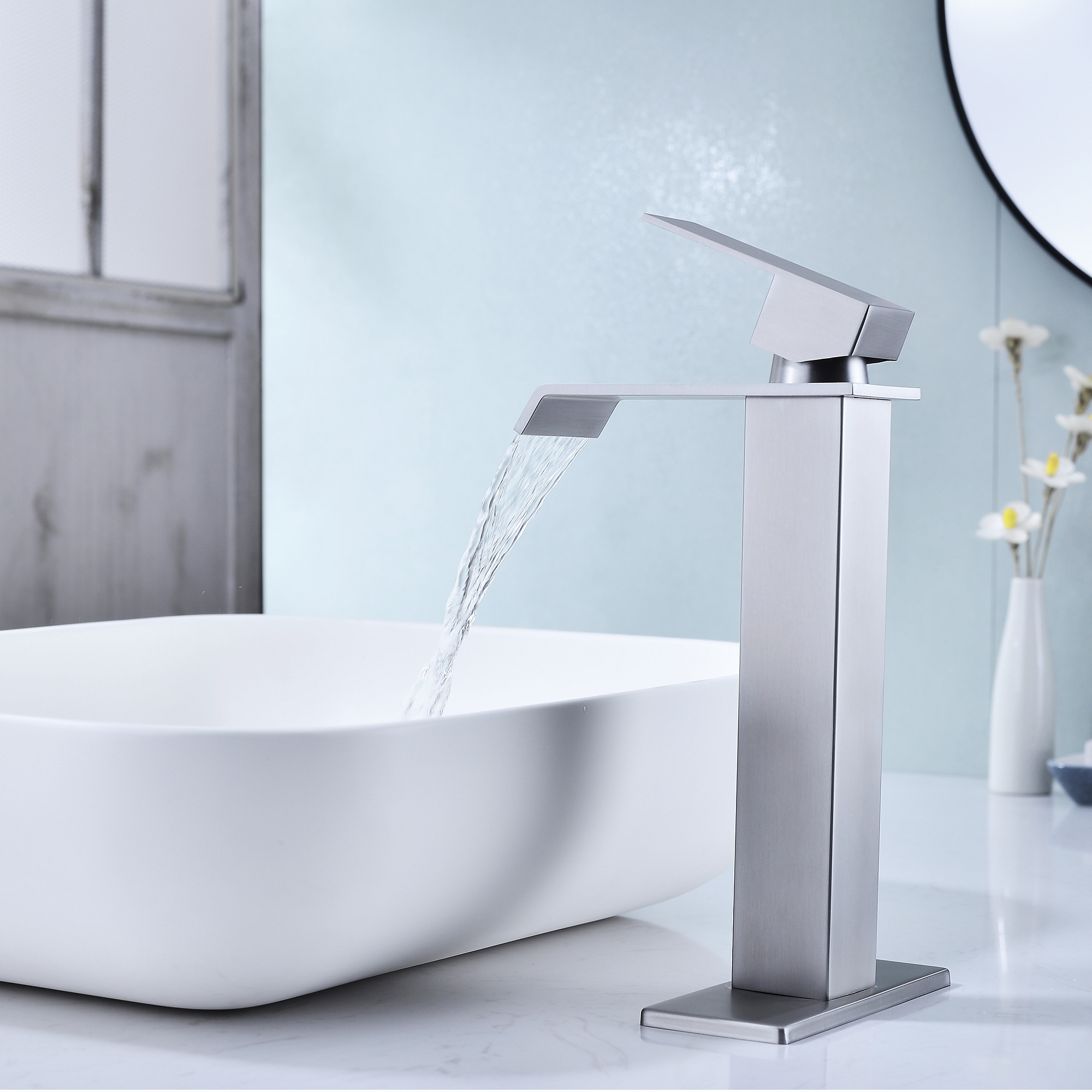 Waterfall Spout Bathroom Faucet,Single Handle Bathroom Vanity Sink Faucet-CASAINC