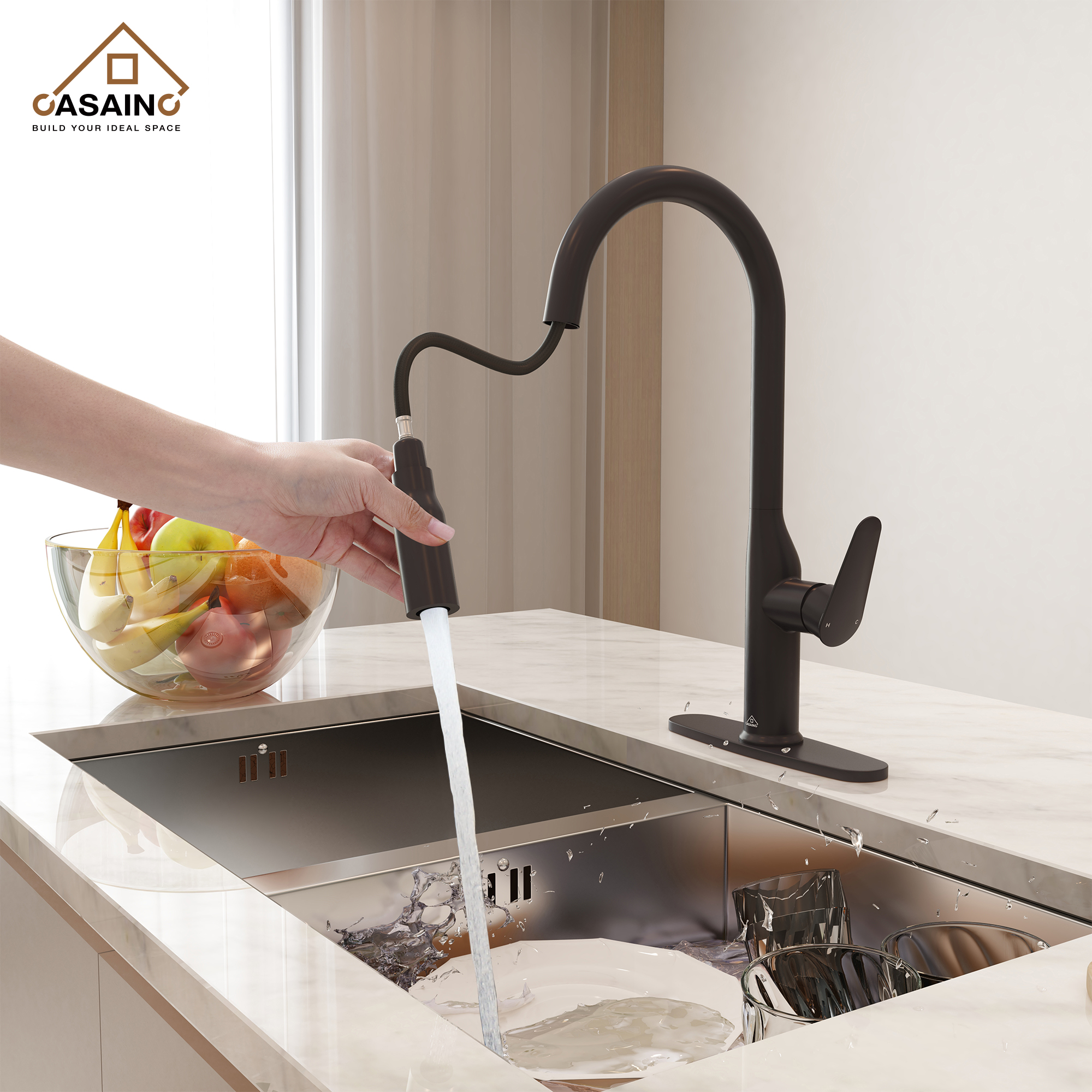 Single-Handle Pull-Out Sprayer Kitchen Faucet Deckplate Included in Brushed Nickel/Matte Black/Matte White/Brushed Gold