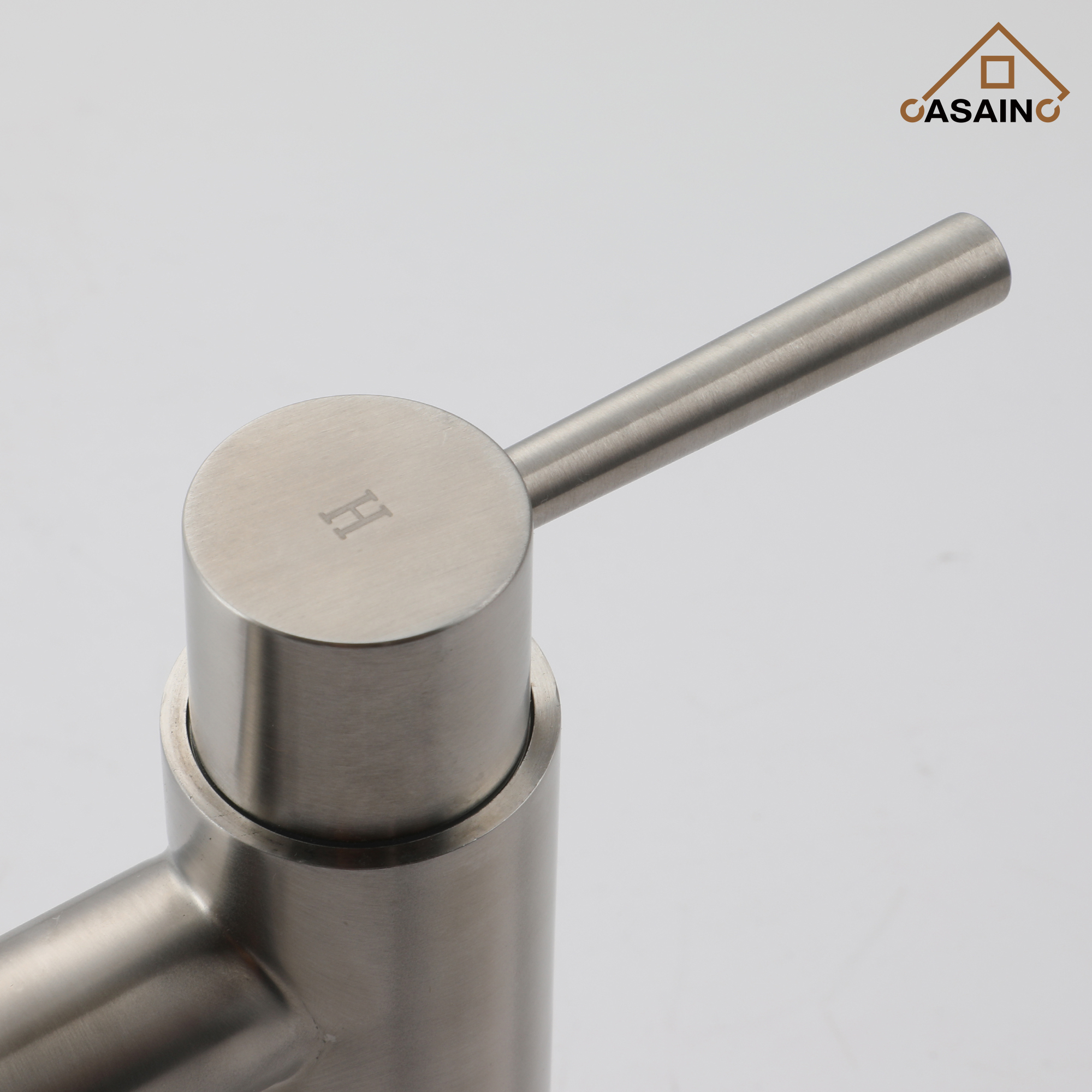 3 Hole Kitchen Faucet with Pull Down Sprayer and Faucet Side Sprayer Matte Black Brushed Gold Brushed Nickel