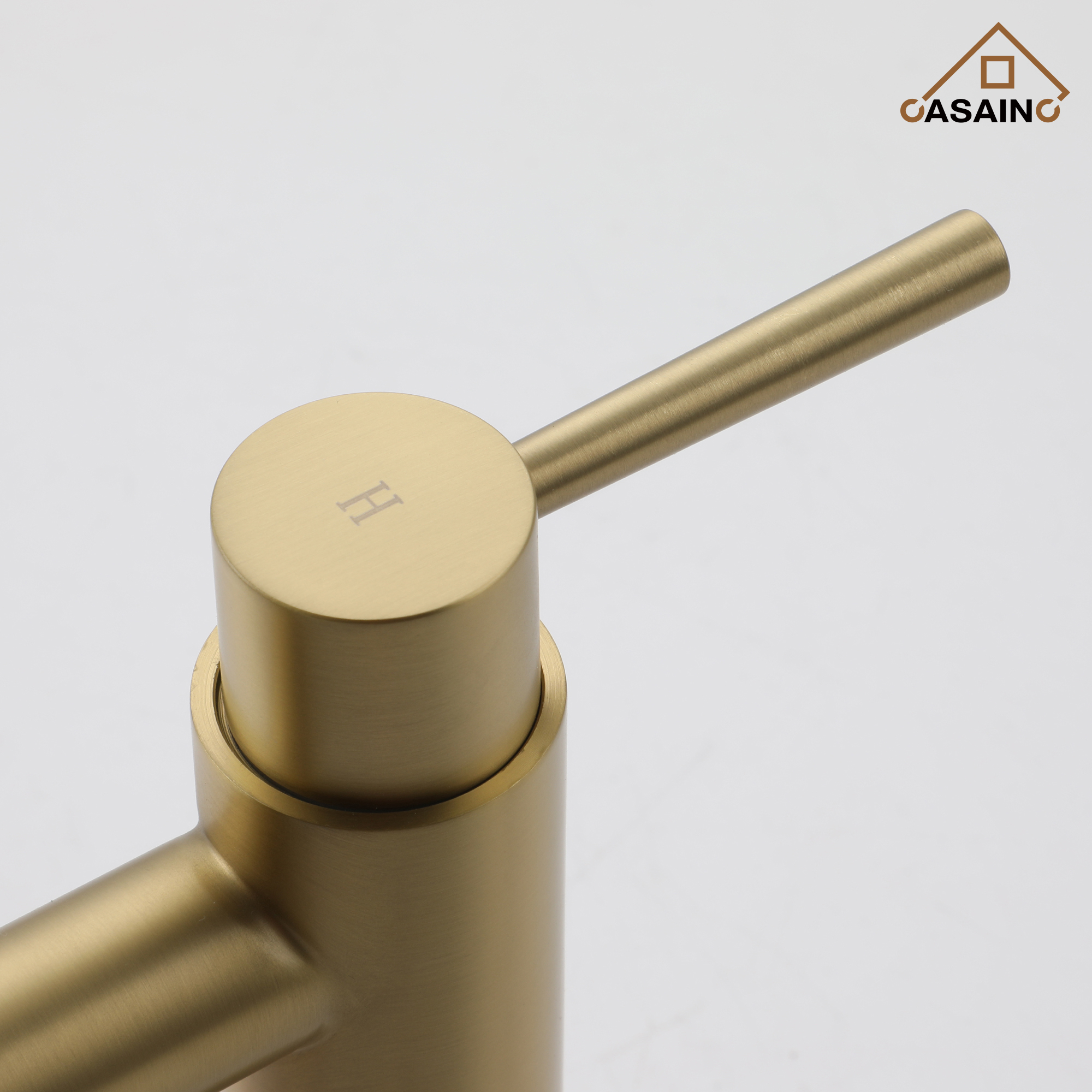 3 Hole Kitchen Faucet with Pull Down Sprayer and Faucet Side Sprayer Matte Black Brushed Gold Brushed Nickel