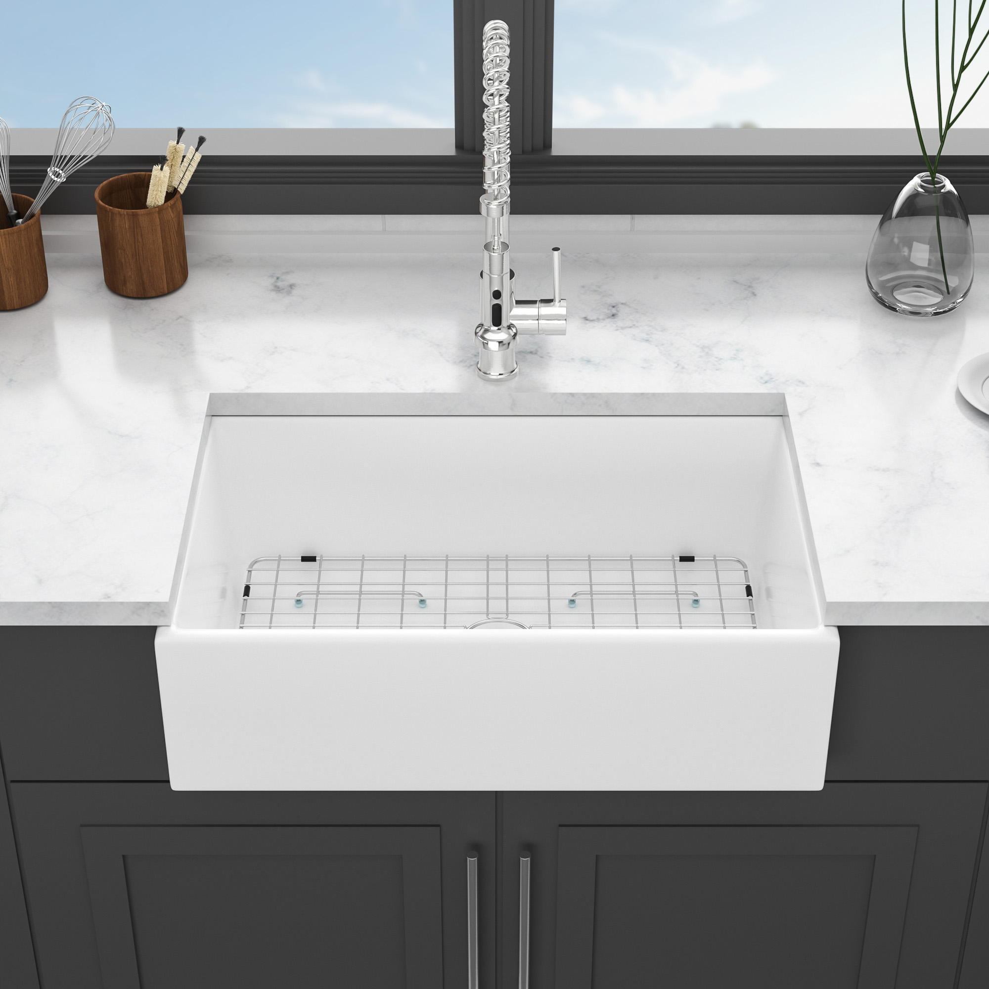 33 White Farmhouse Sink - 33 Inch Kitchen Sink White Undermount Single Bowl Apron Front Ceremic Sink Farm Style Drain Asseblemly and Bottom Grate 33x18x10 Inch