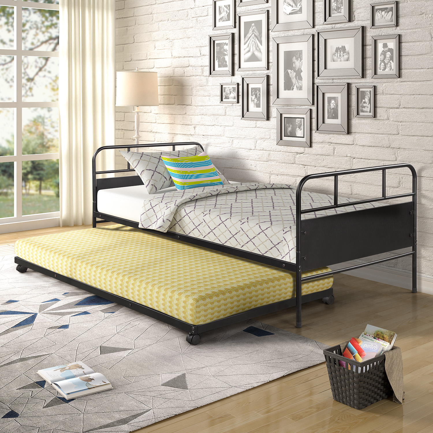 【Not allowed to sell to Walmart】Metal Daybed Platform Bed Frame with Trundle Built-in Casters, Twin Size-CASAINC