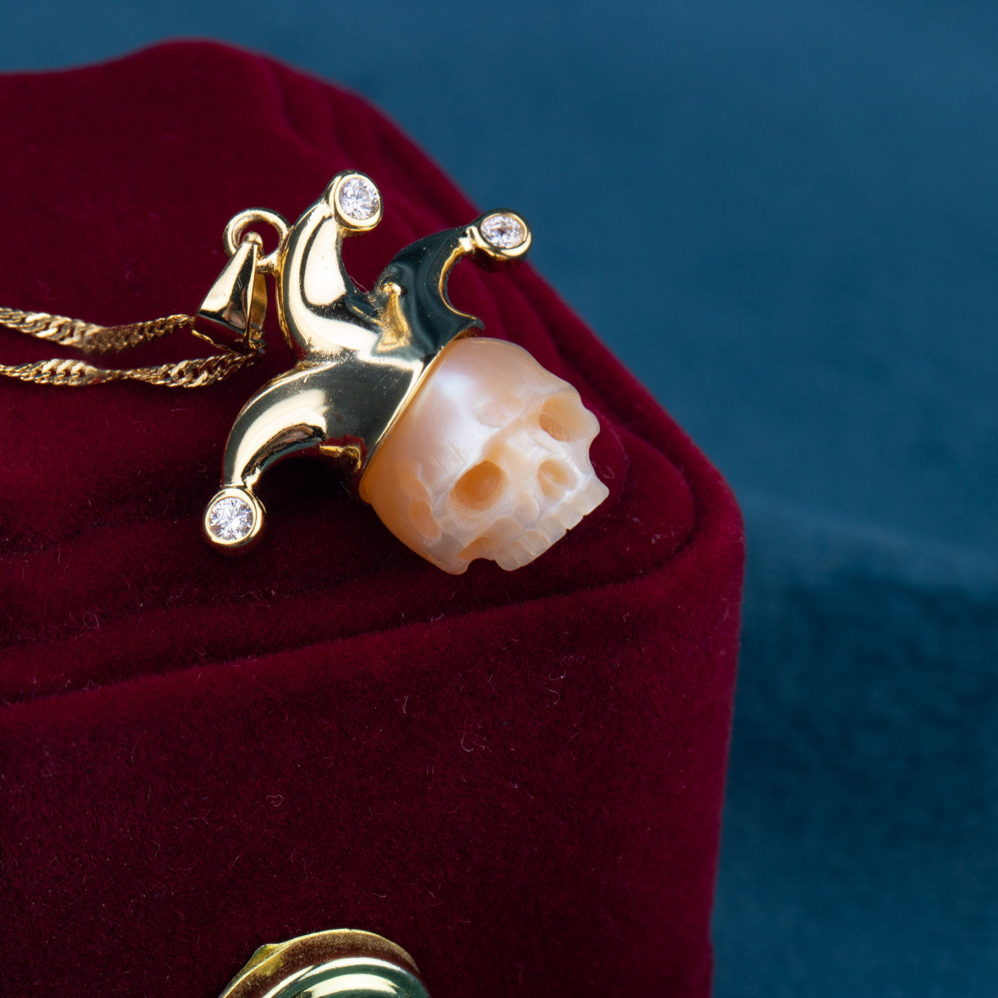 Trendy Clown Pearl Skull Necklace-Vigg Jewelry