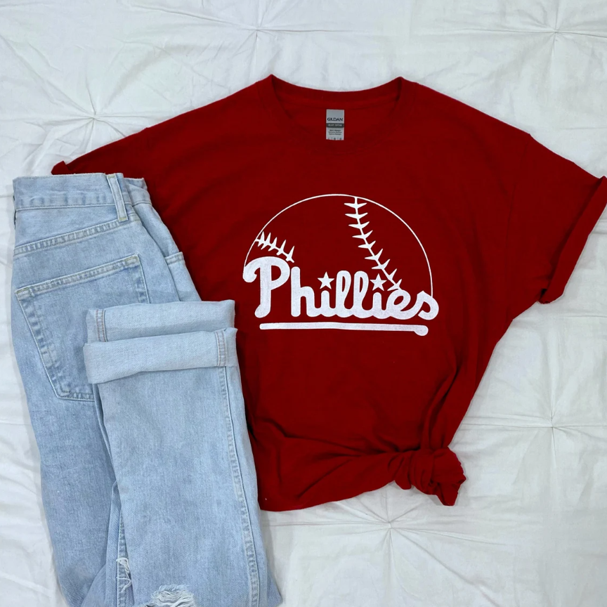 OneCraftySportsMom Go Phillies, T-Shirt