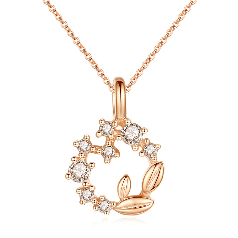 Classic Wreath 18K Gold Handmade Collection Necklace
