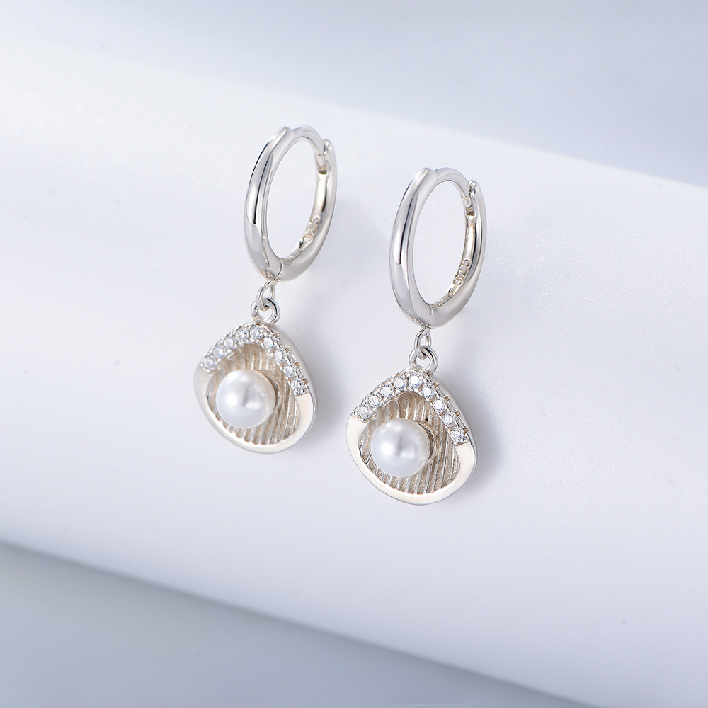 Shell-shaped Handmade Series S925 Sterling Silver Pearl Earrings-BilngRunway
