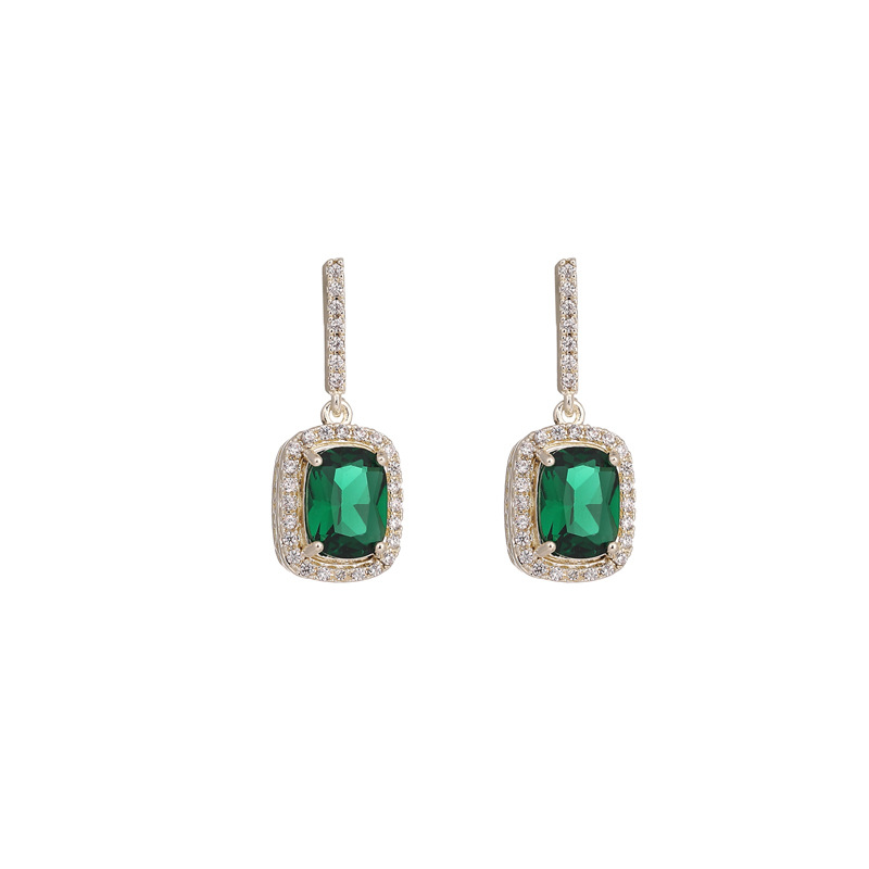 Bling Runway Classic emerald zircon eardrop