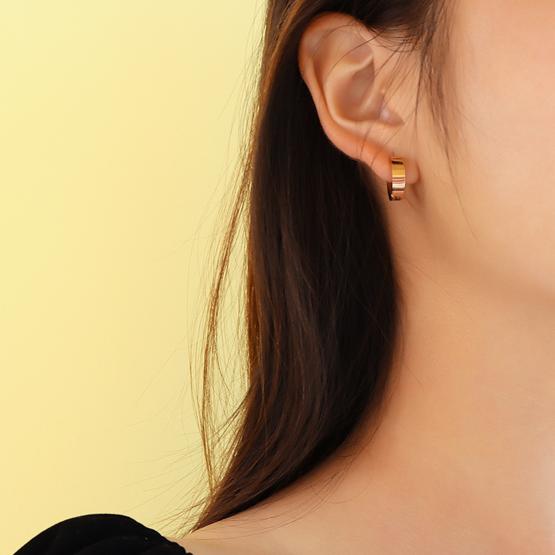 Simple No Piercing Small Chunky Ear Cuffs