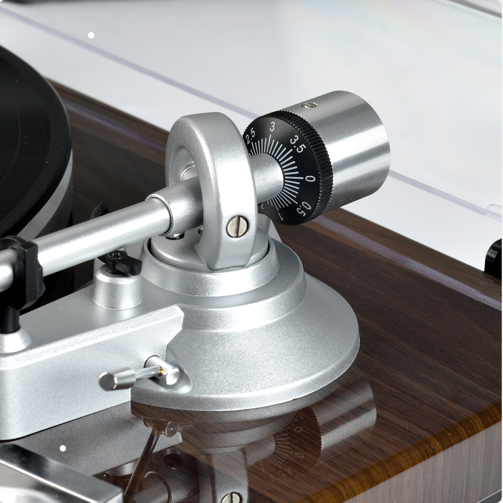 High Fidelity Turntable With Moving Cartridge HQKZ006