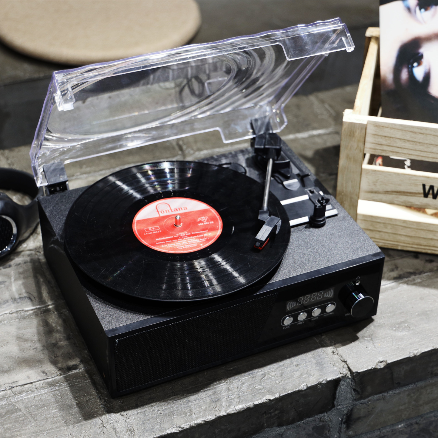 FM Radio Bluetooth Wireless Record Player UD007