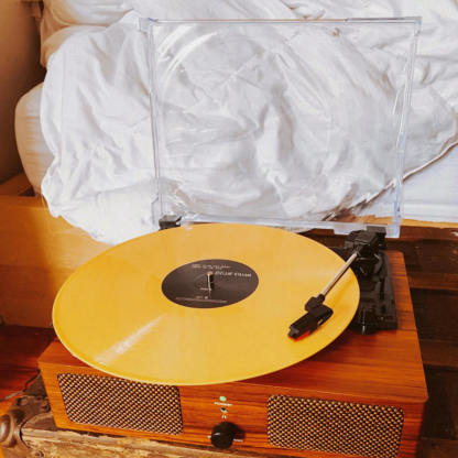 Vintage Wood Design Record Player with radio