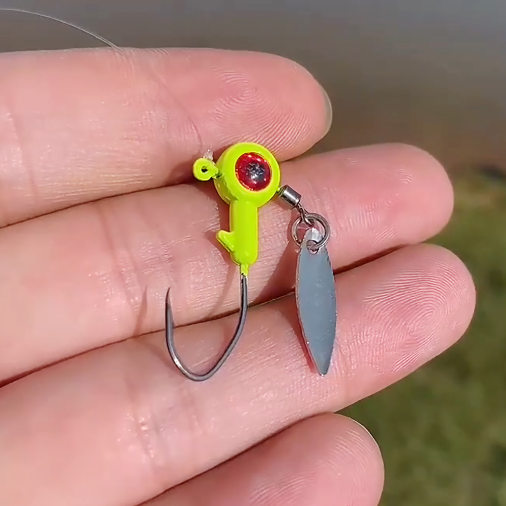 FREE FISHER 25pcs/Box Fishing Lead Head 3D Eyes Hooks Set 1.4g 1.6g 3g Spinnerbaits Hooks with Sequins Mixed Color Fishing Jigs Hard Lures