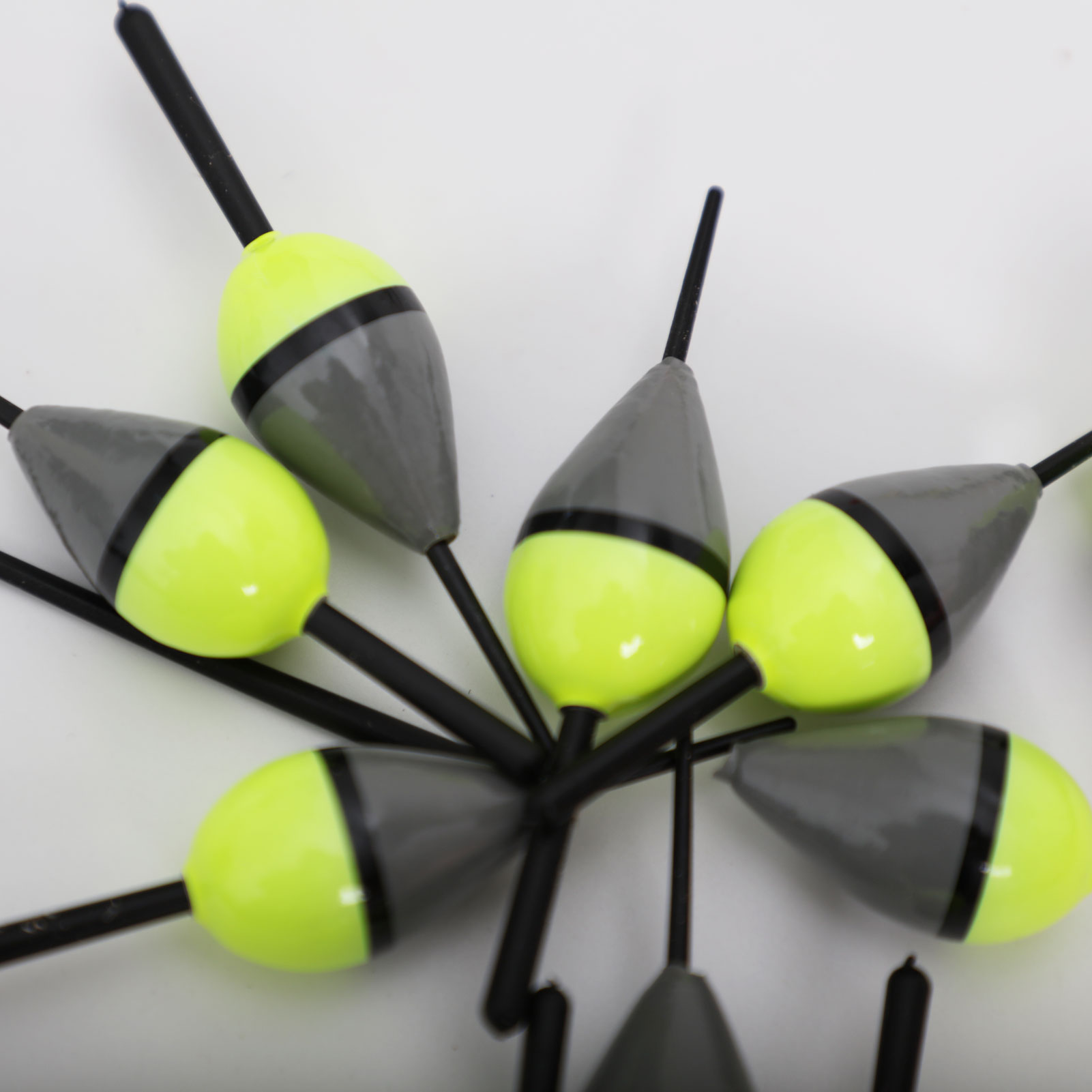 FREE FISHER 10Pcs Fishing Bobber Cork Float Pesca Lighted Double-Color Buoy Wood 1.5g 8.3cm Floats Tackle Accessories