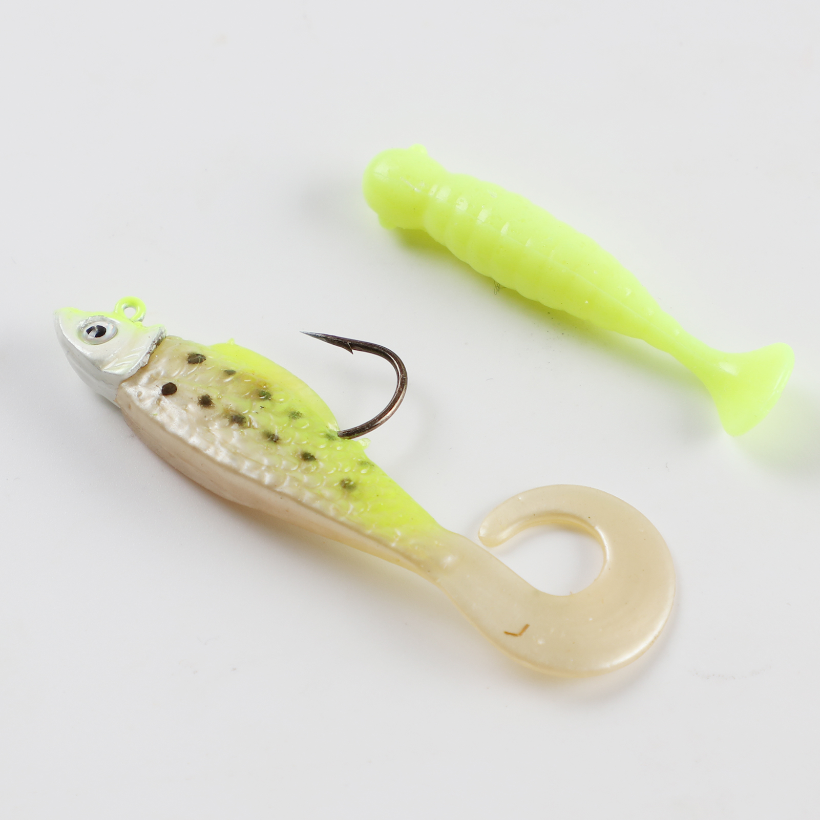 FREE FISHER Fishing Soft Lures Set 60pcs Baits with Plastic 5-Grid Clear Box Wobbler Swimbait Artificial T-tail Bionic Baits for Carp/Bass Fishing