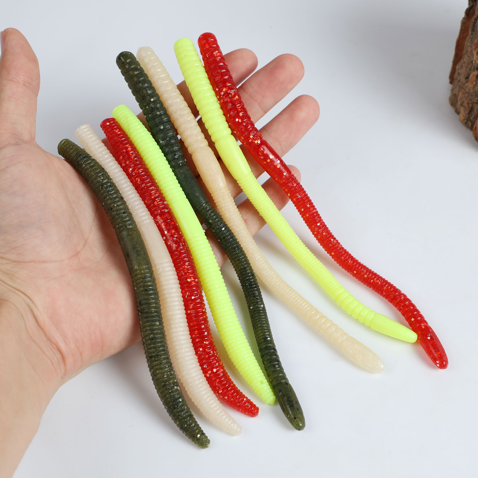 FREE FISHER Soft Fishing Lures Set 24pcs 19cm/10g 15cm/9g Noodle Bug Lures 40pcs Fishing Single Hook Bionic Tackle Soft Baits with Box 
