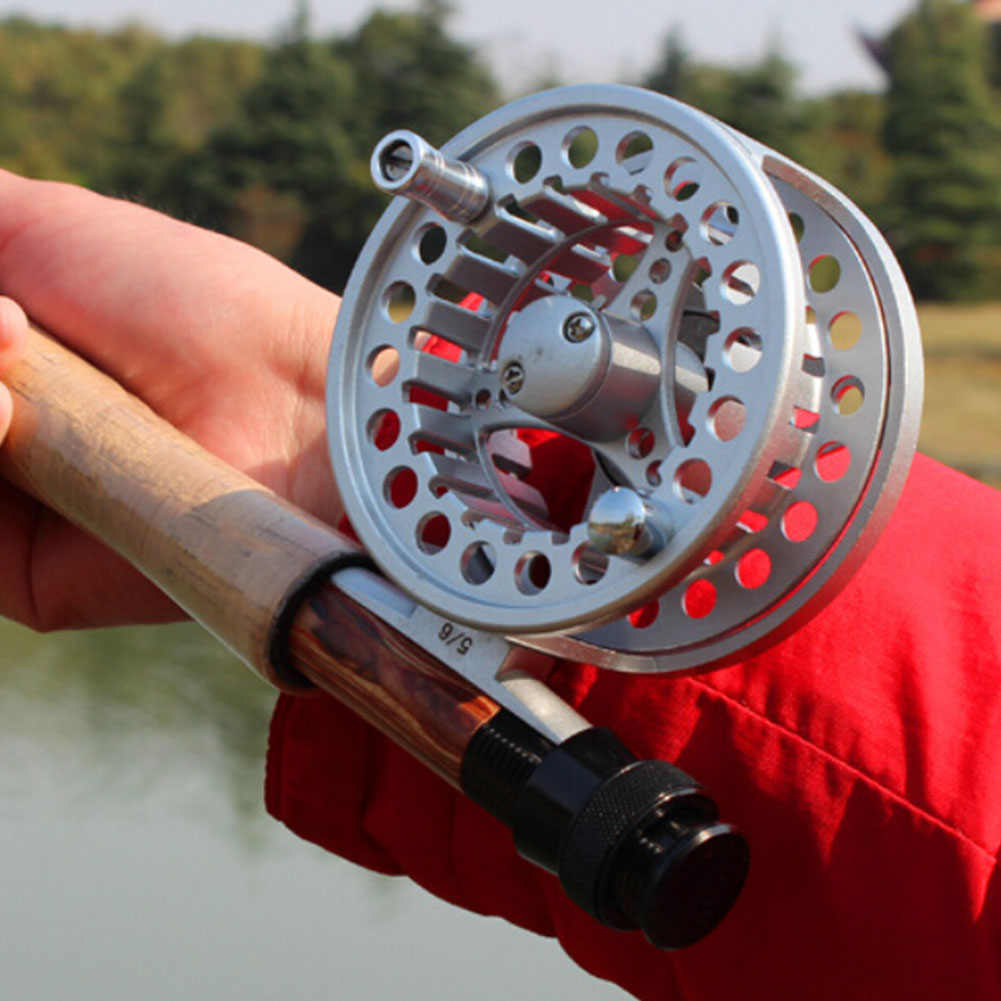 FREE FISHER Fly Reel Cut Fishing Reel Arbor Left/Right Coil Die Casting Aluminium Reel Flywheel Fishing Tackle Ice Fishing Flies Reels