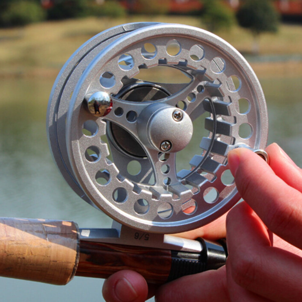 FREE FISHER Fly Reel Cut Fishing Reel Arbor Left/Right Coil Die Casting Aluminium Reel Flywheel Fishing Tackle Ice Fishing Flies Reels