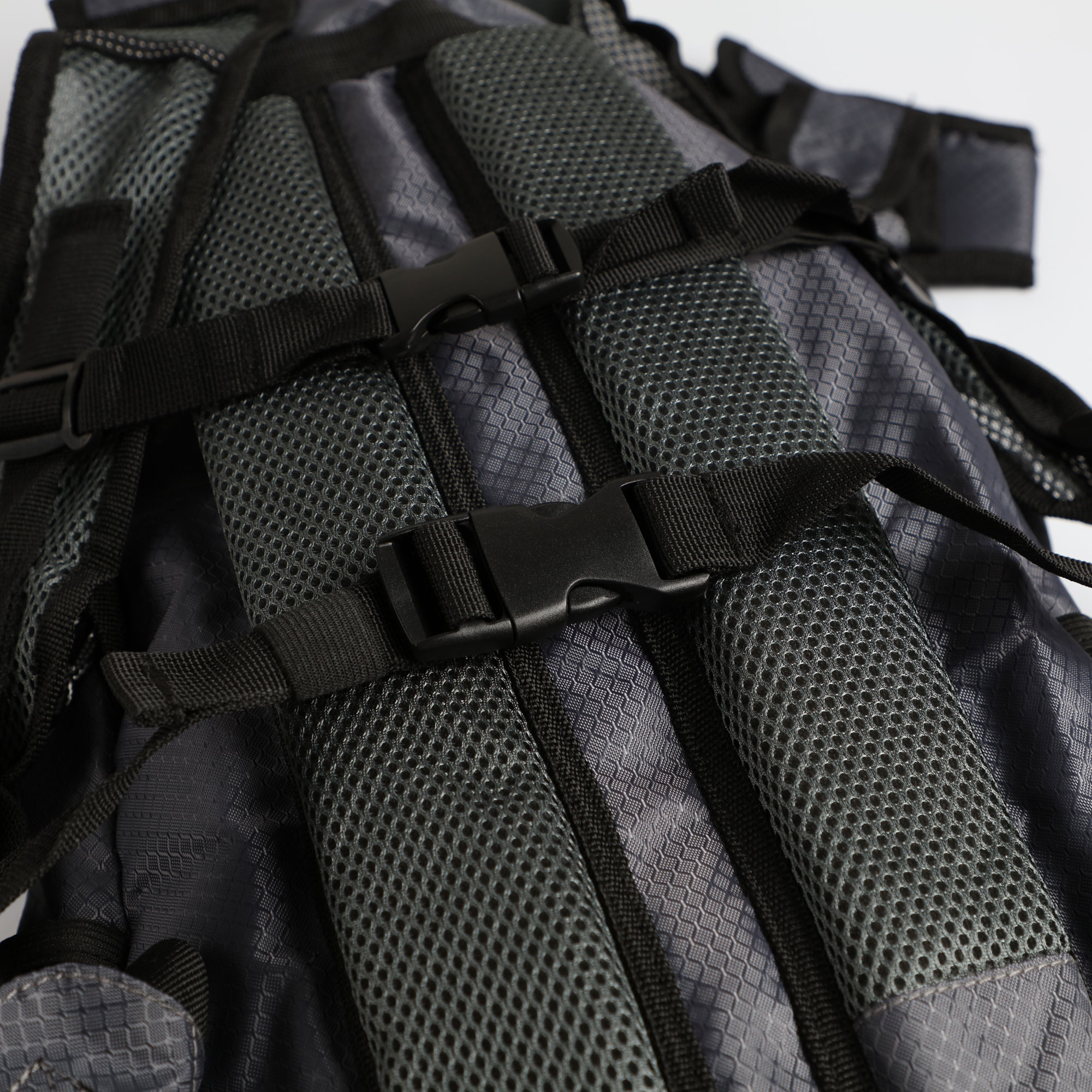 FREE FISHER 15L Large Capacity Backpack Lightweight Wide Shoulder Strap Mountaineering Fishing Bag for Outdoor Camping with Rain Cover