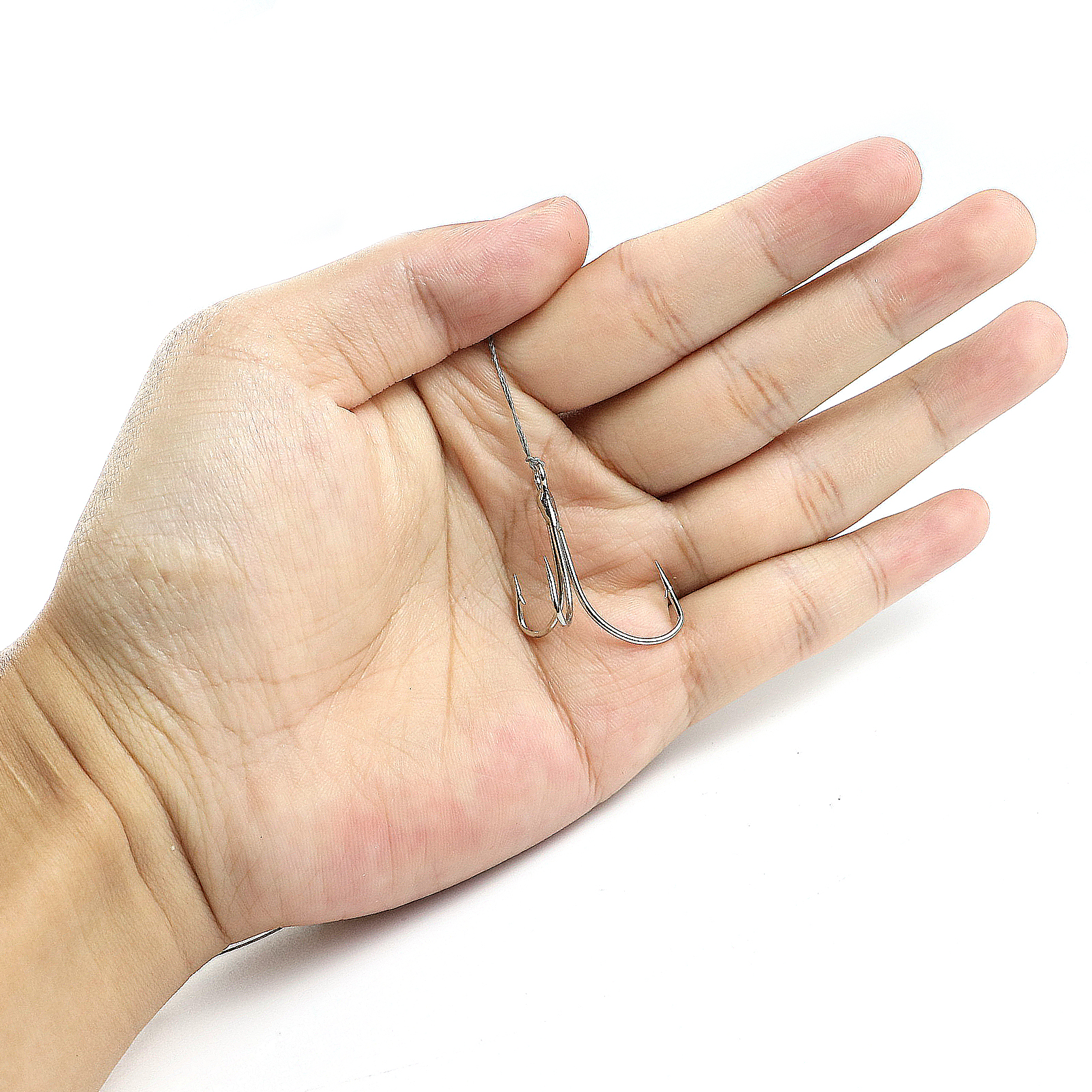 Fishing Hooks Set 105pcs/Box Scorpion Silver Mixed Size Triple Hooks High Carbon Steel Sharp Treble Hooks with Eye