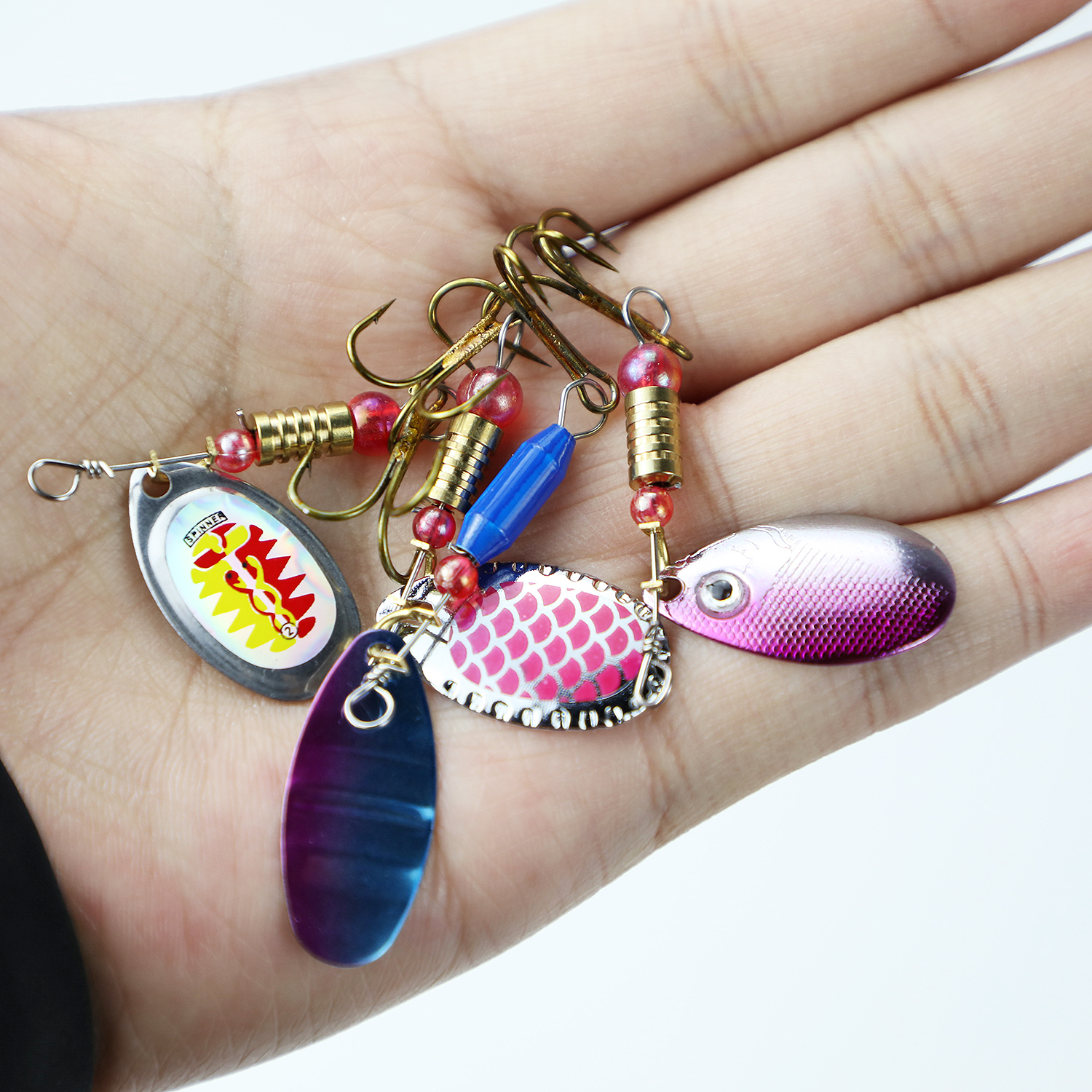 FREE FISHER 30pcs/Box Spinnerbaits 2.5-4g Metal Fishing Spoons Lures Assorted Bass Trout Mixed Spinner Baits Set for Freshwater Saltwater